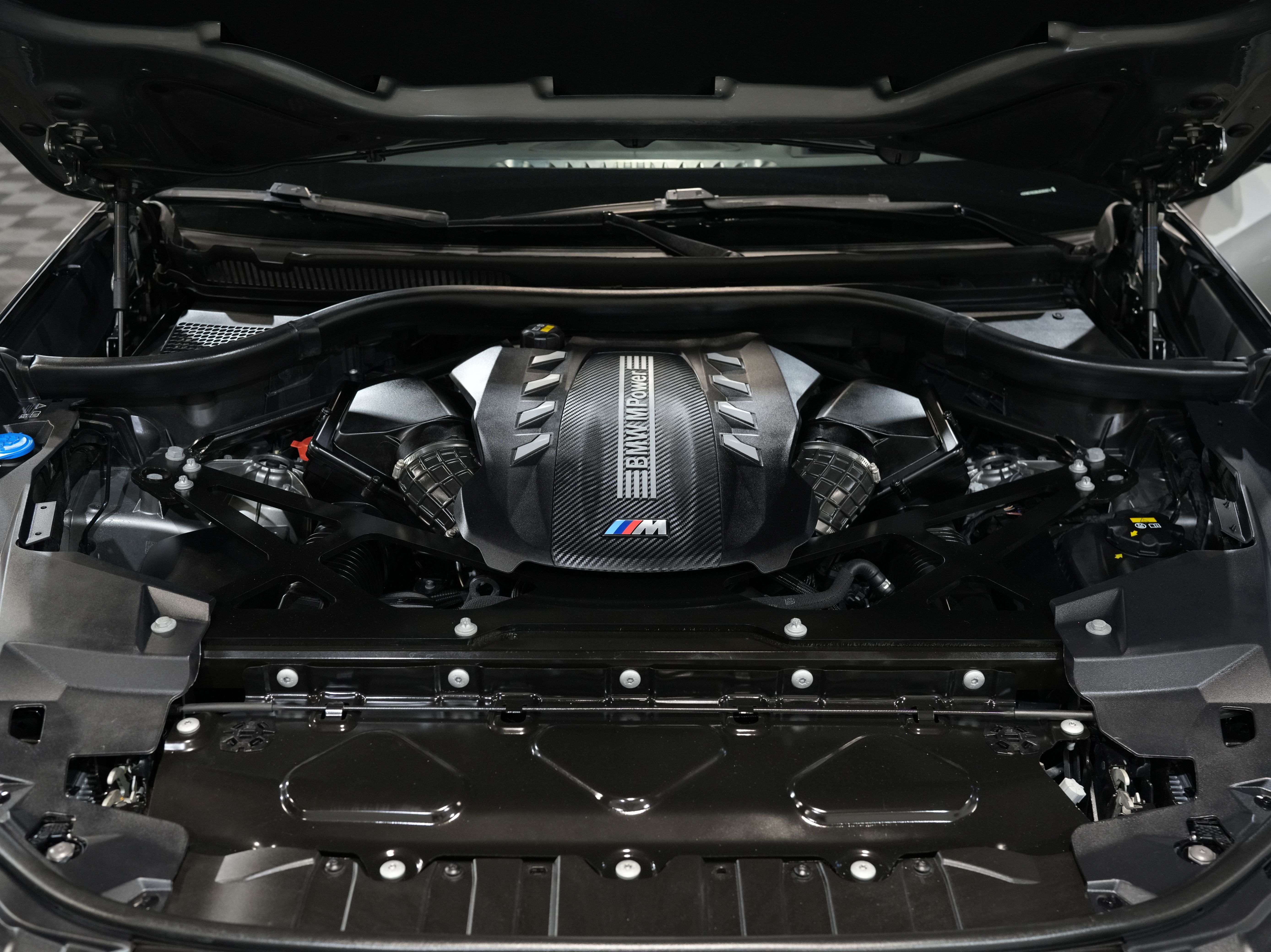 GRAY, 2020 BMW X6 M Image 55