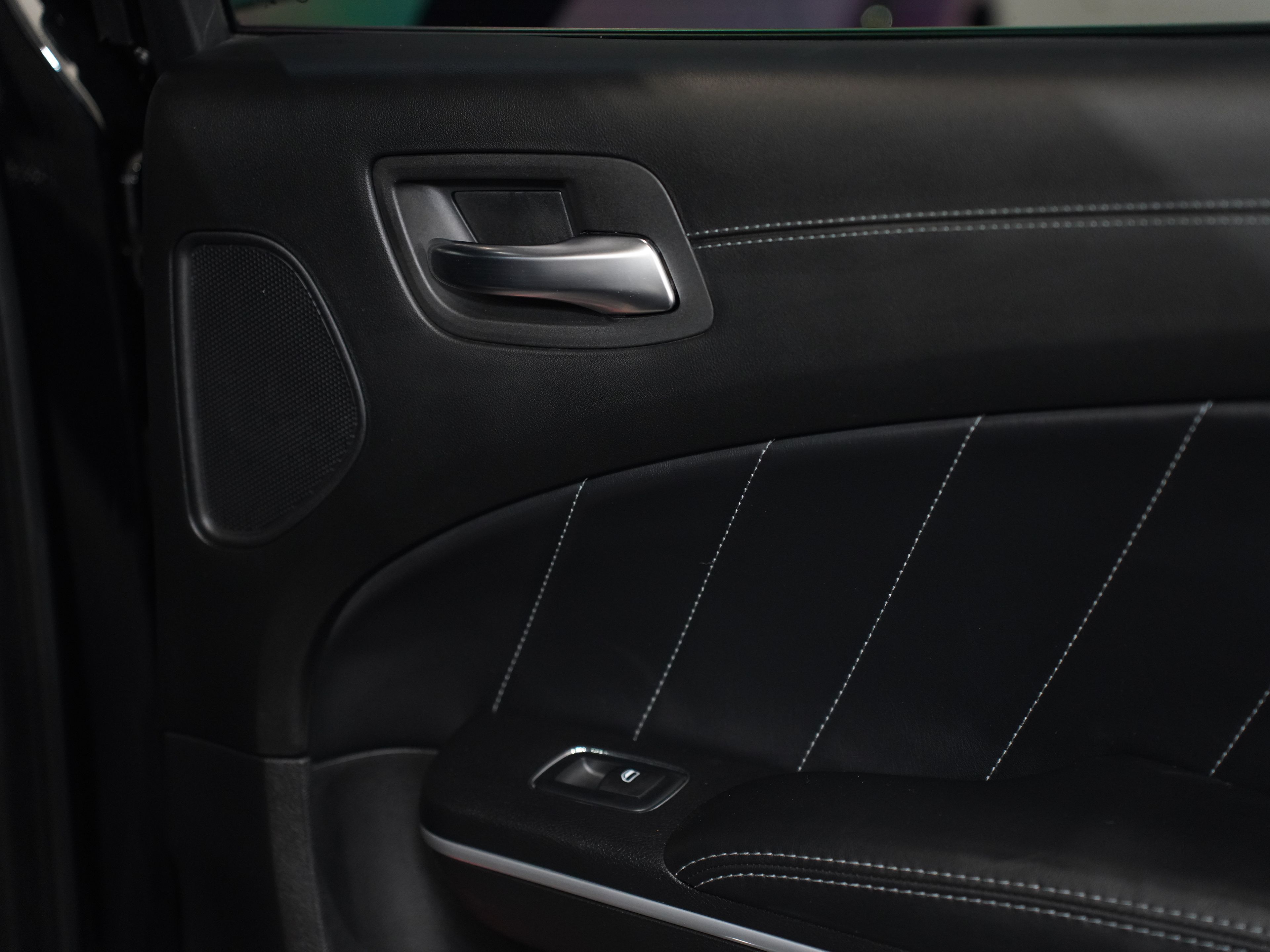 2020 DODGE CHARGER Image 28