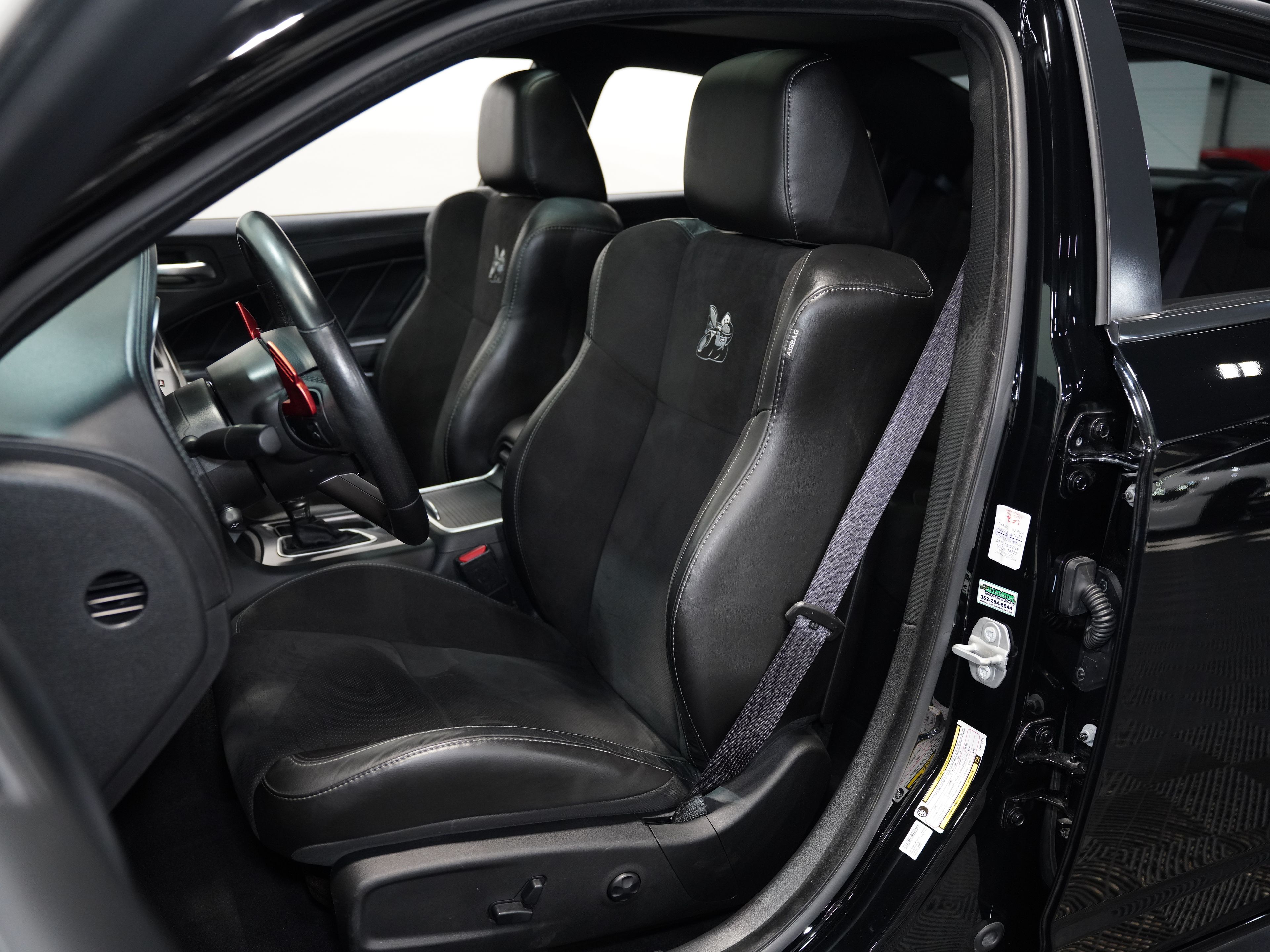 2020 DODGE CHARGER Image 32