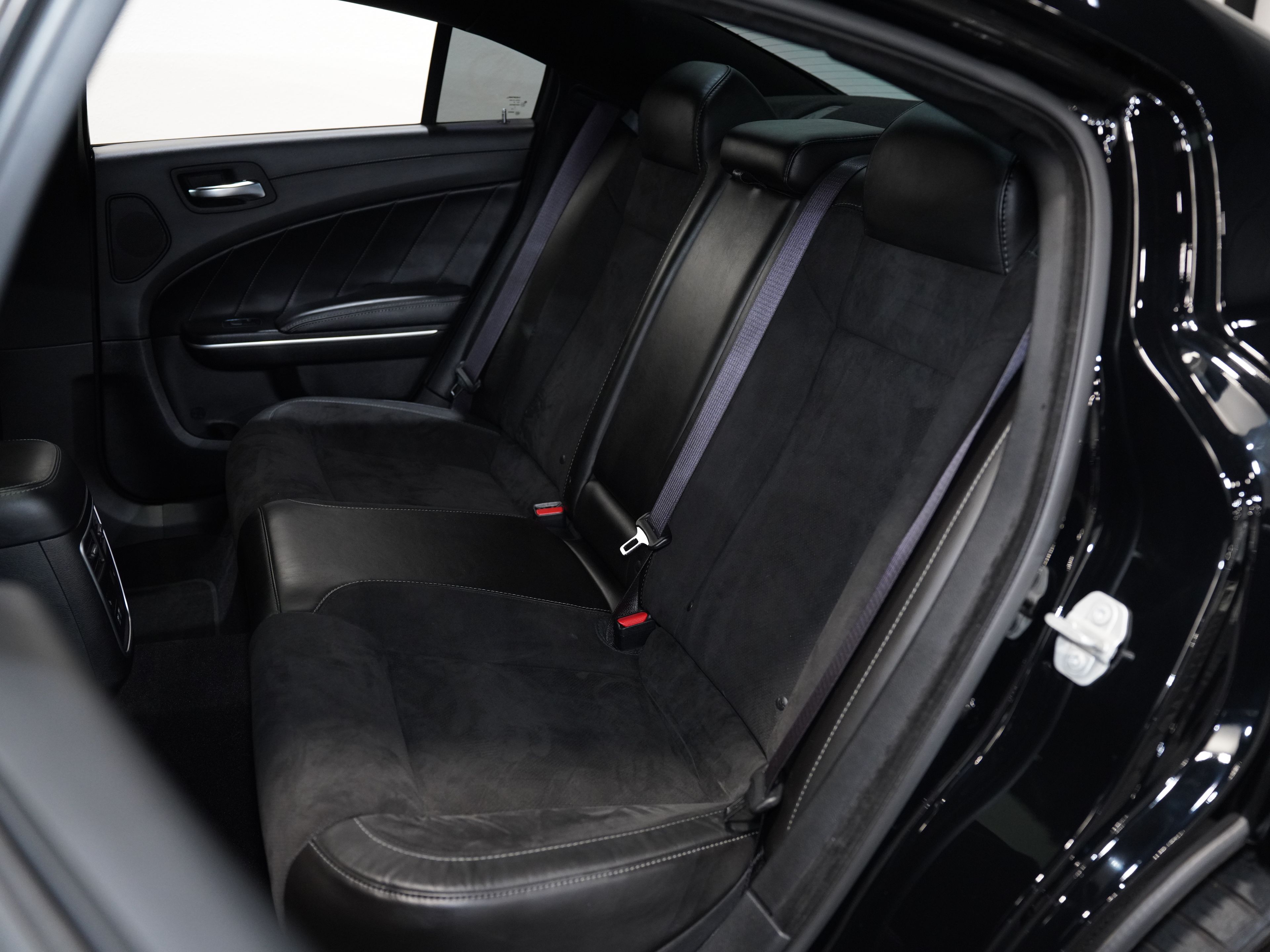 2020 DODGE CHARGER Image 38