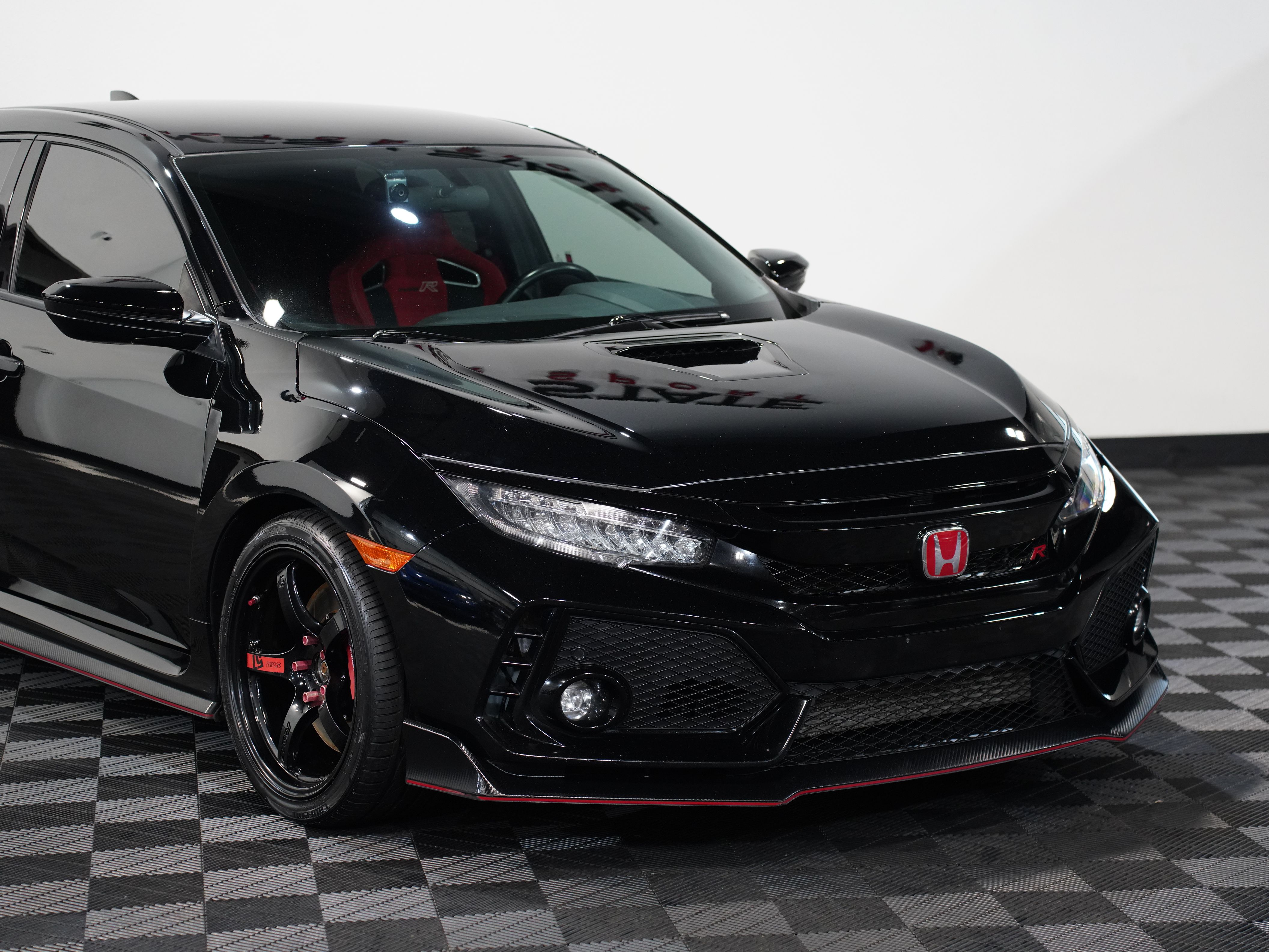 2019 HONDA CIVIC TYPE R Image 9