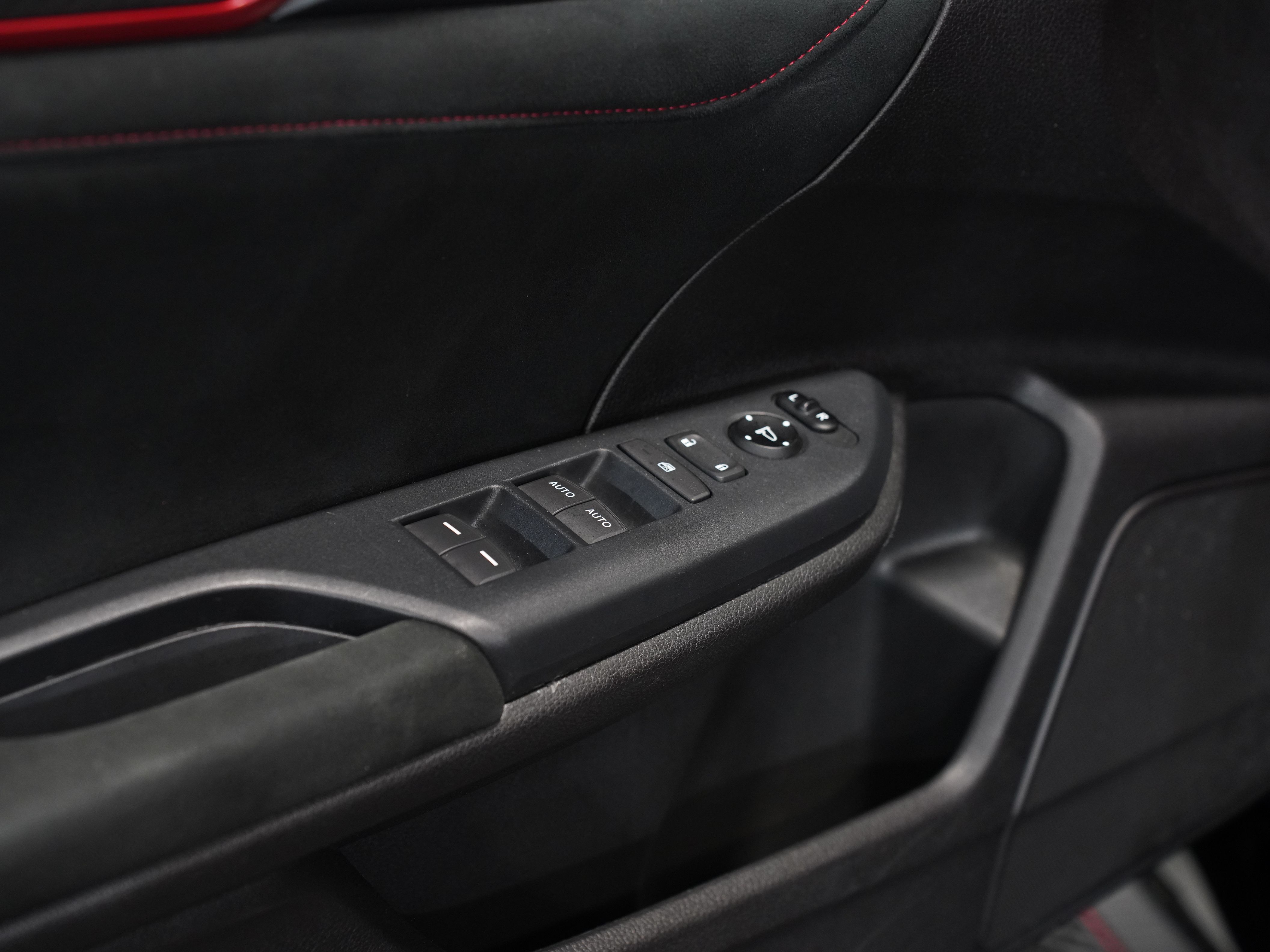2019 HONDA CIVIC TYPE R Image 22
