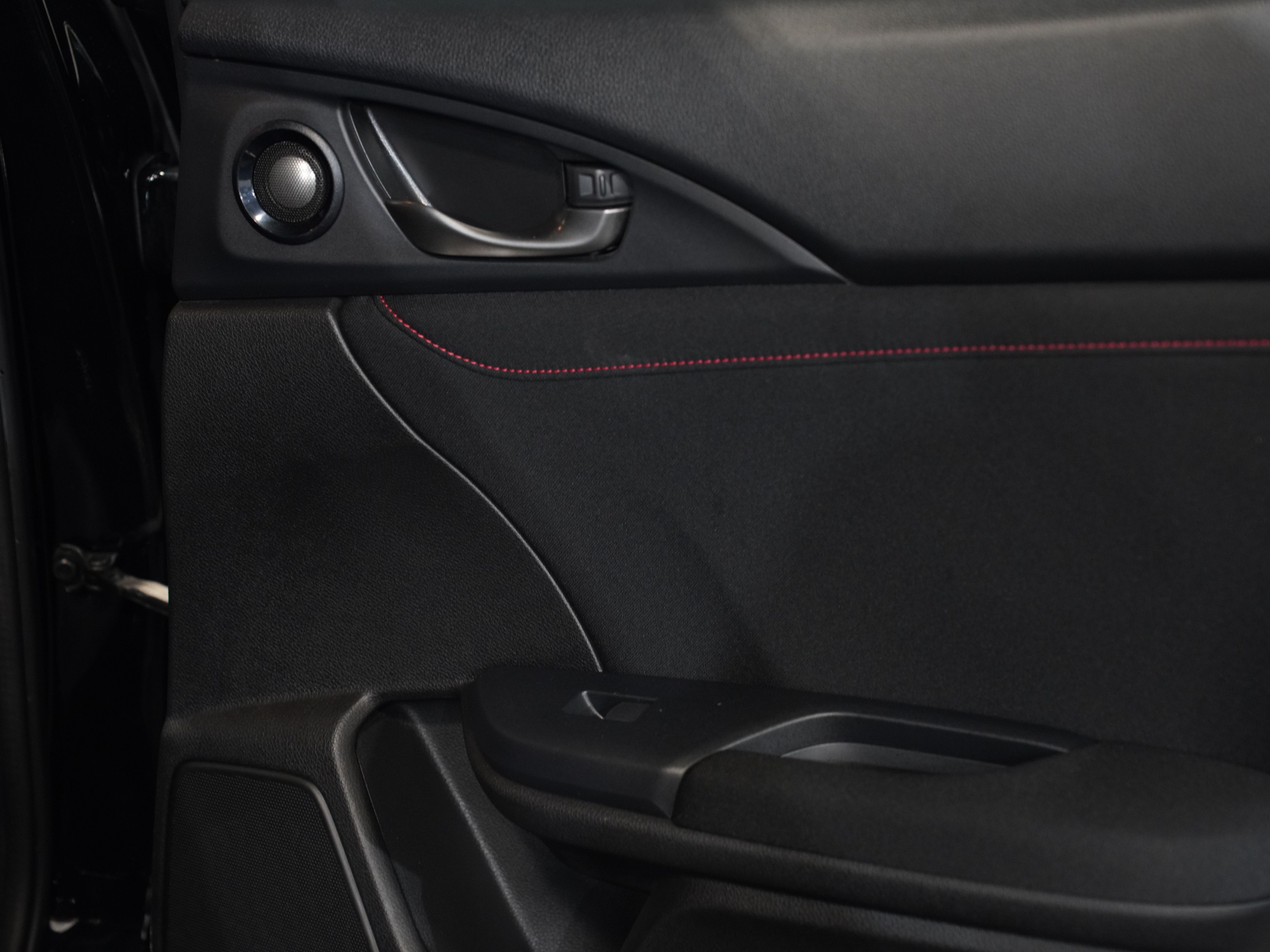 2019 HONDA CIVIC TYPE R Image 26