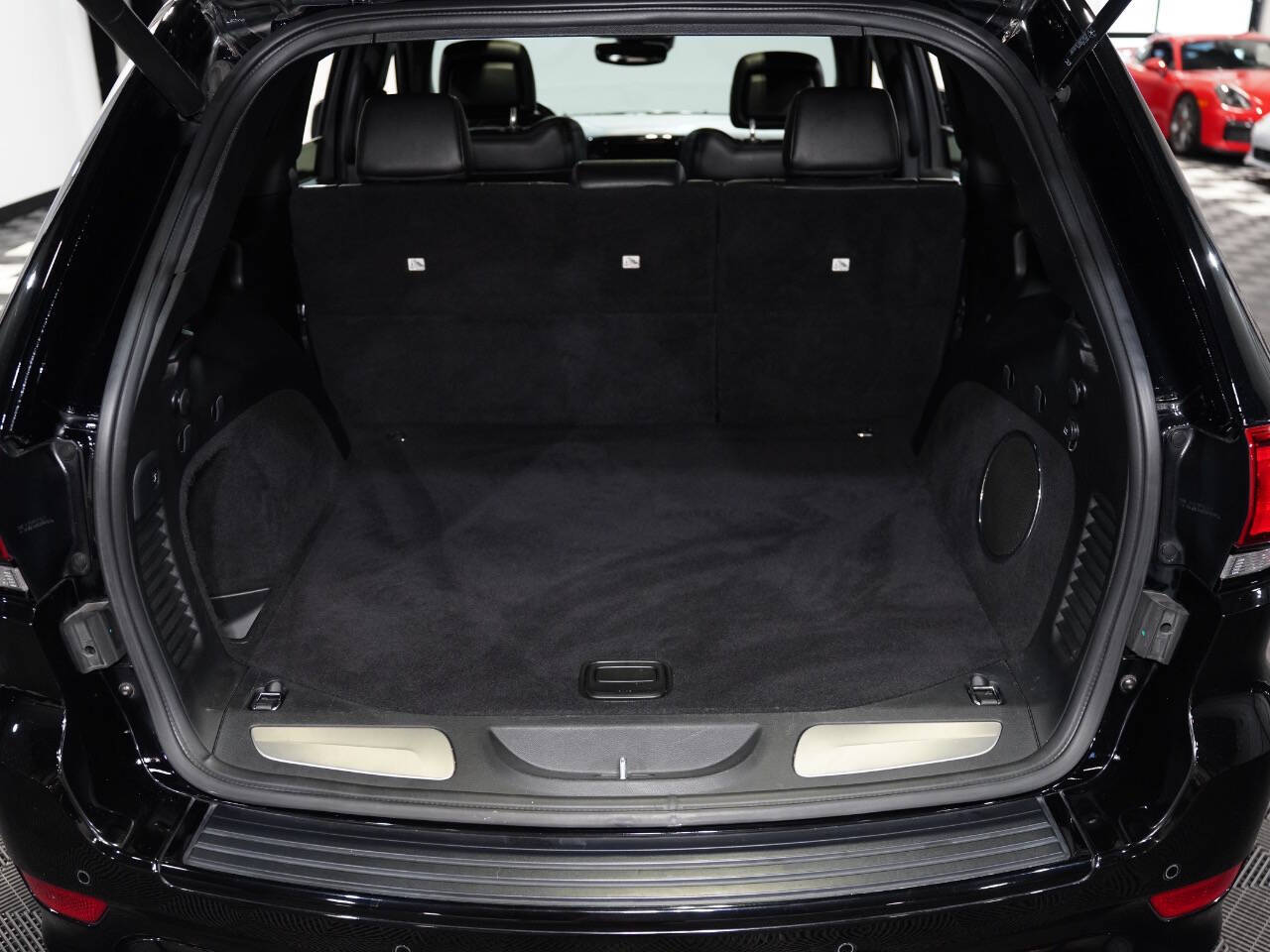 DIAMOND BLACK CRYSTAL PEARL, 2020 JEEP GRAND CHEROKEE Image 59