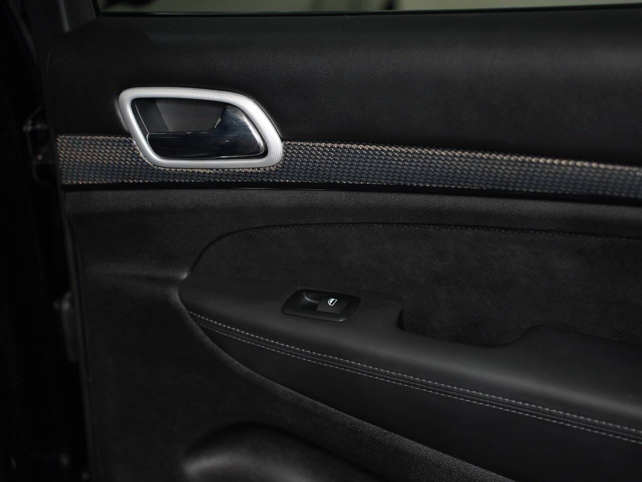 DIAMOND BLACK CRYSTAL PEARL, 2020 JEEP GRAND CHEROKEE Image 27