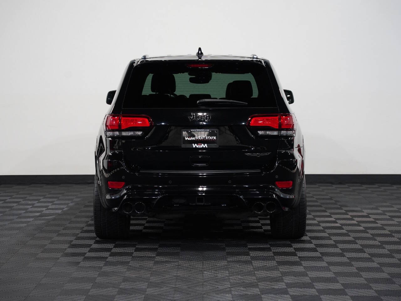 DIAMOND BLACK CRYSTAL PEARL, 2020 JEEP GRAND CHEROKEE Image 7