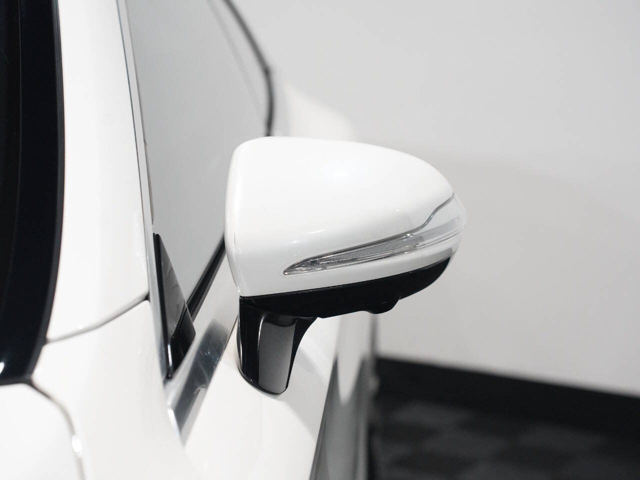 WHITE, 2016 MERCEDES-BENZ S-CLASS Image 10