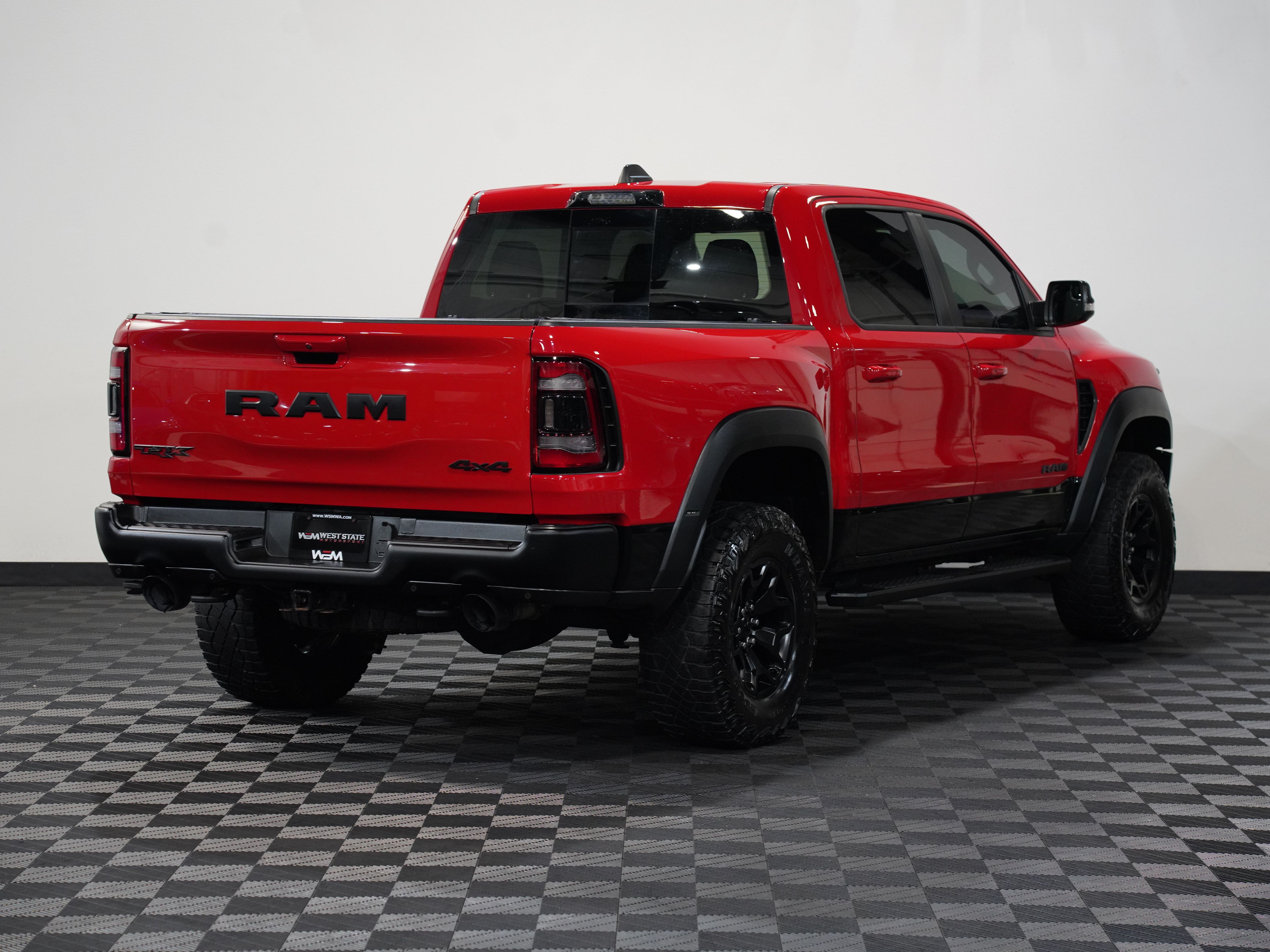 2022 RAM 1500 CREW CAB Image 6