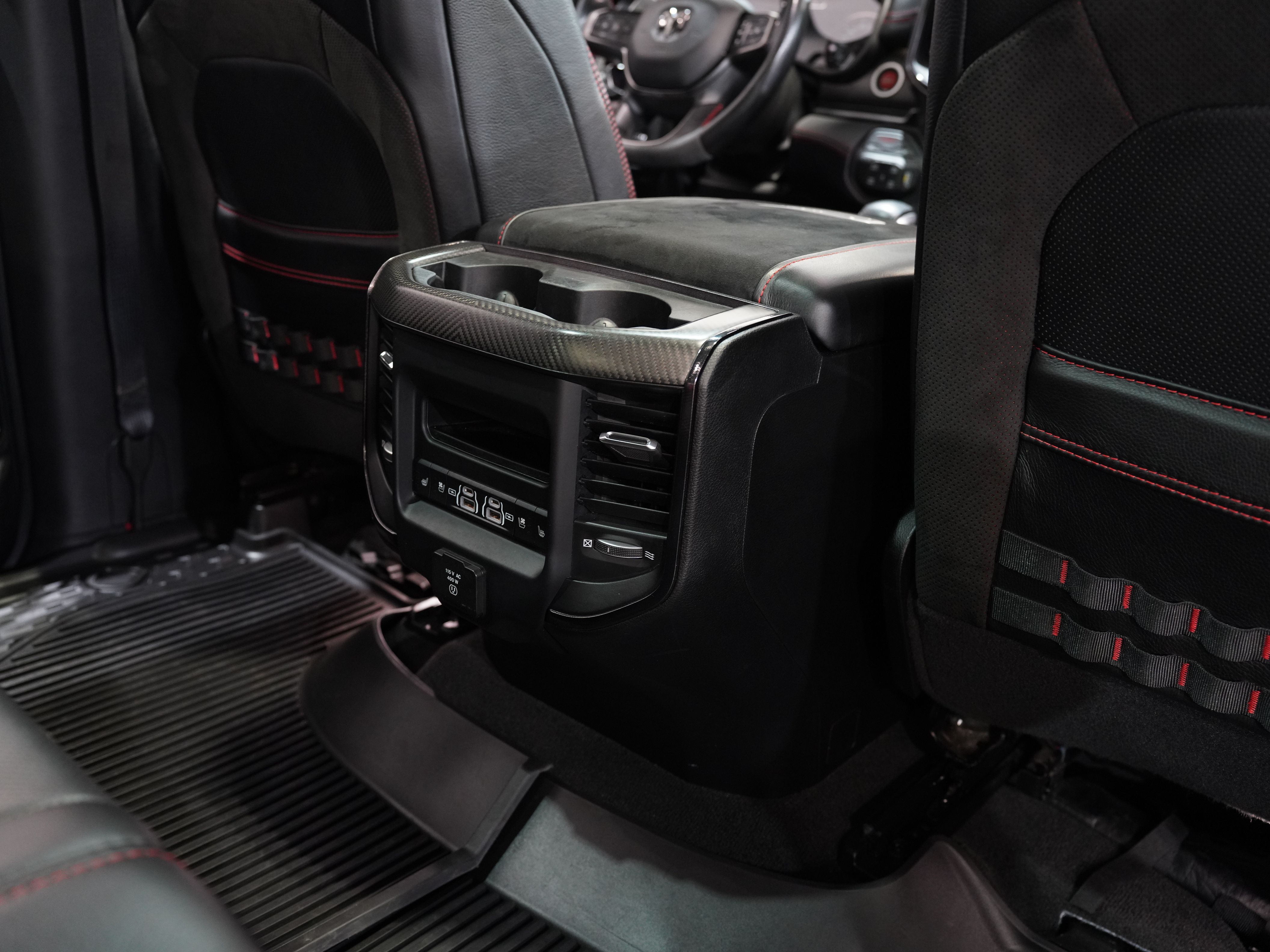 2022 RAM 1500 CREW CAB Image 47