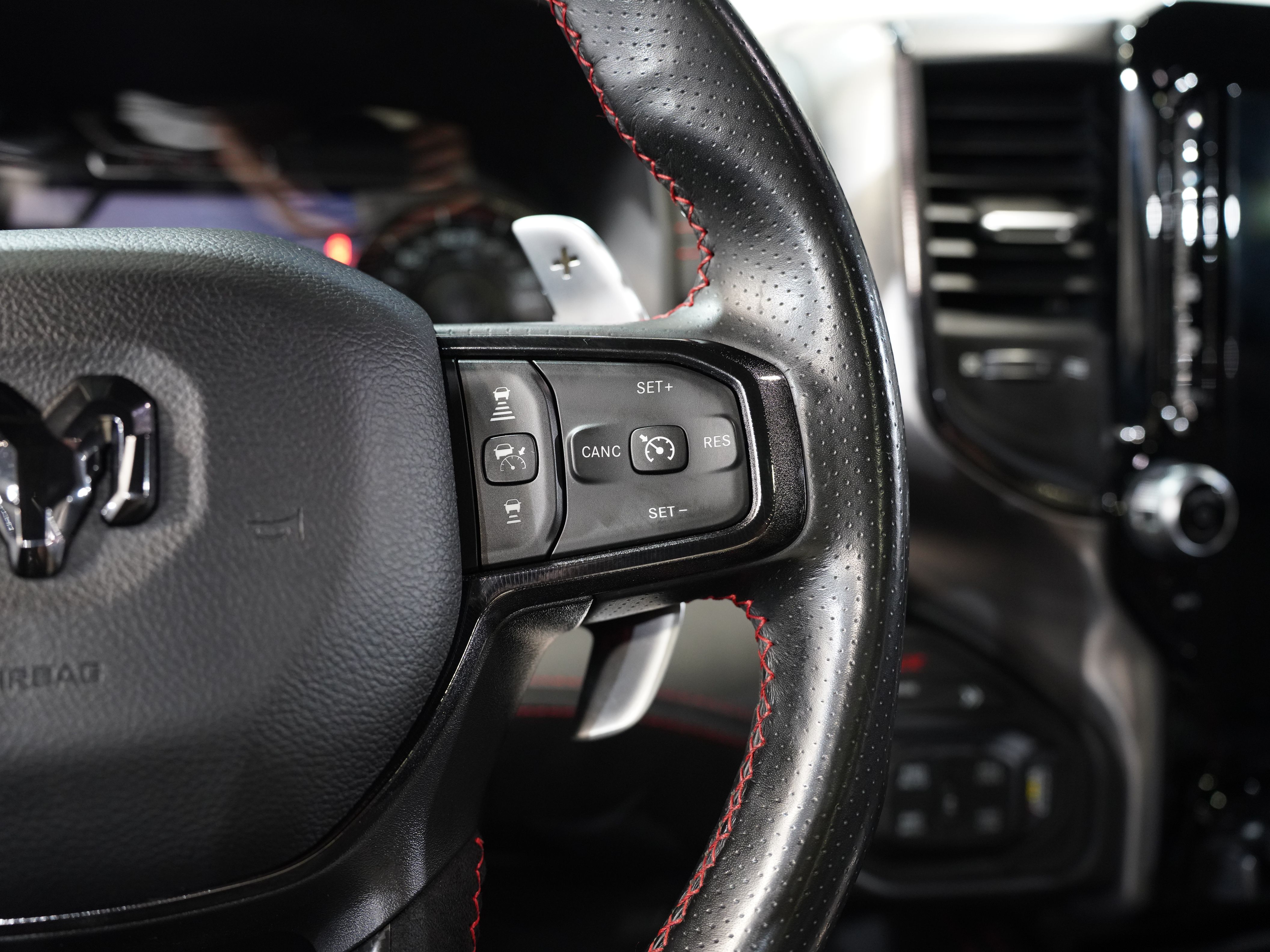 2022 RAM 1500 CREW CAB Image 50