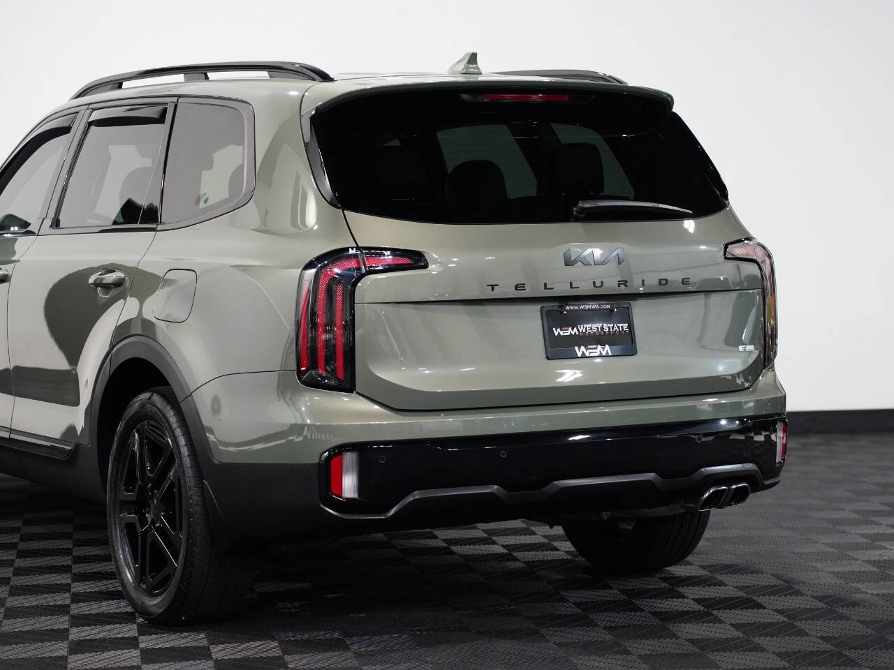 JUNGLE GREEN, 2025 KIA TELLURIDE Image 15