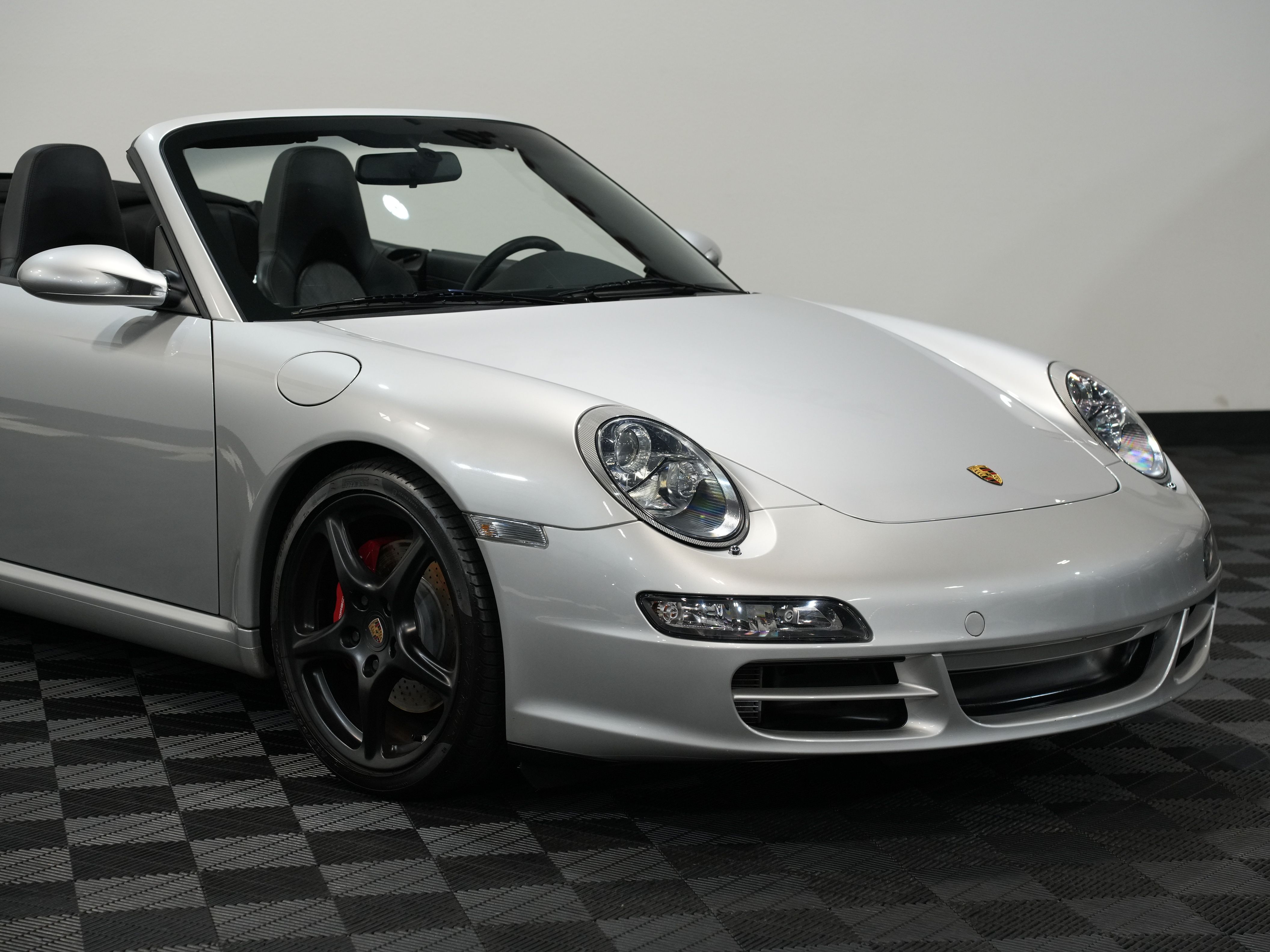 SILVER, 2007 PORSCHE 911 Image 10