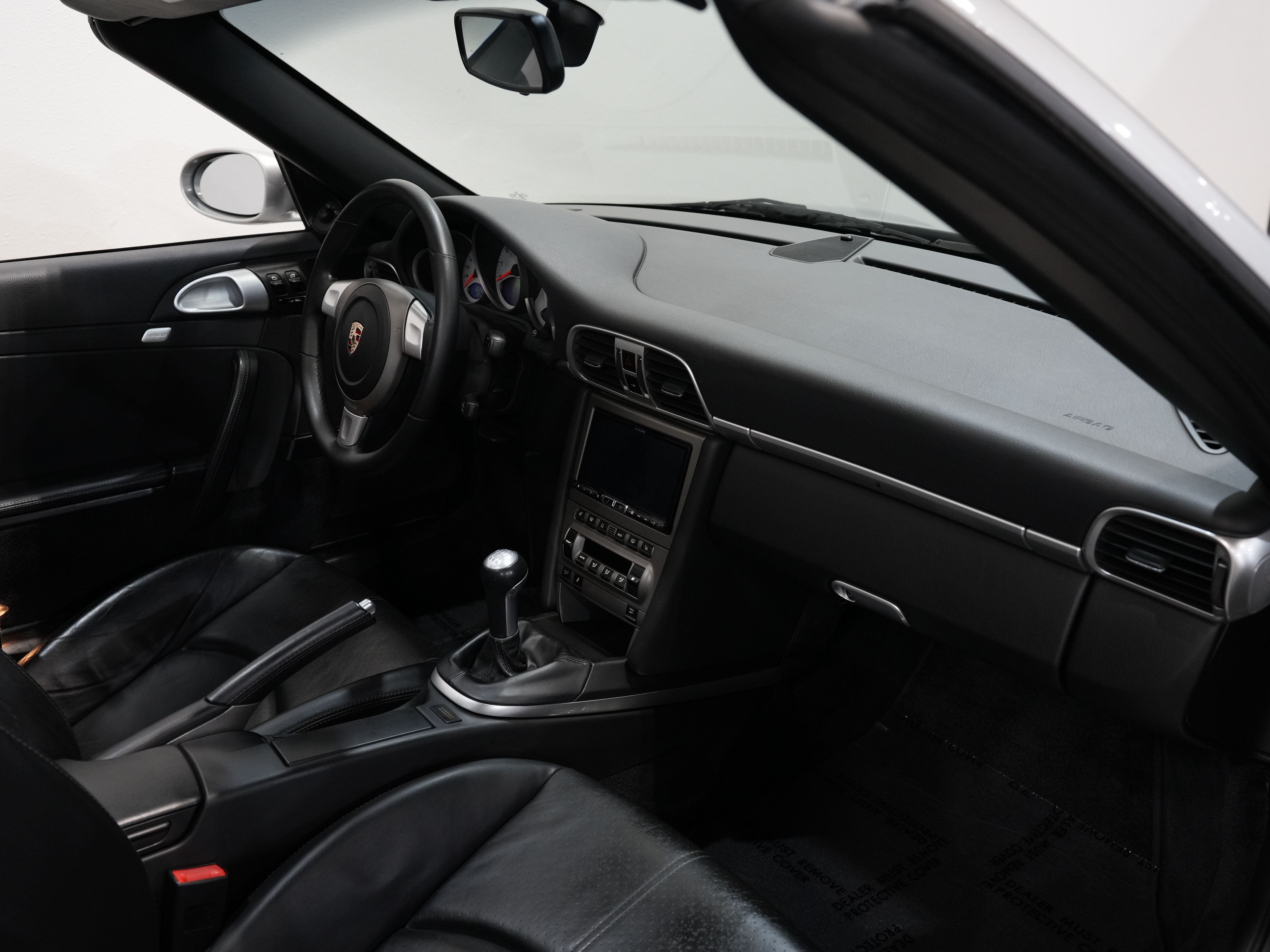SILVER, 2007 PORSCHE 911 Image 33
