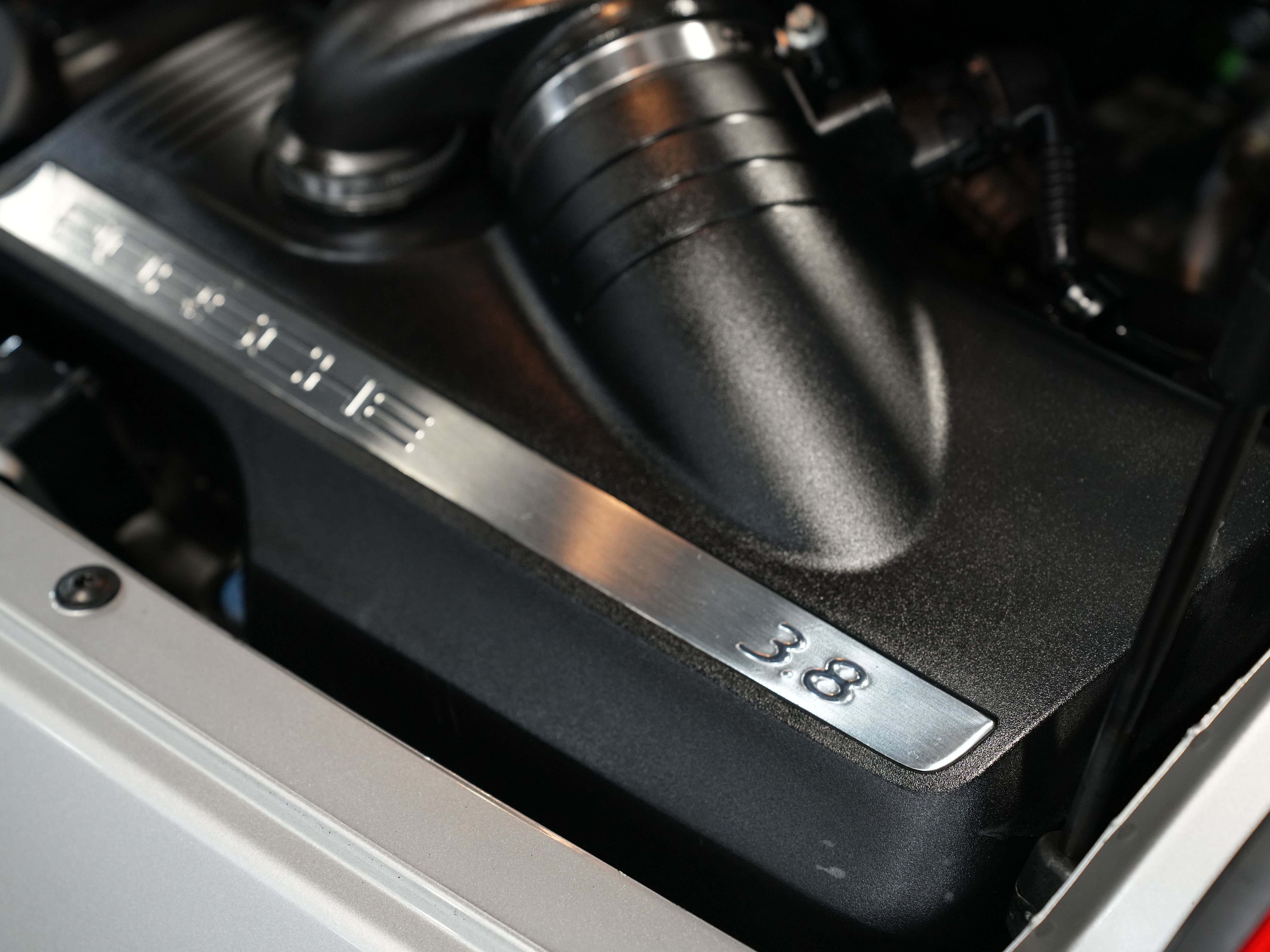 SILVER, 2007 PORSCHE 911 Image 48