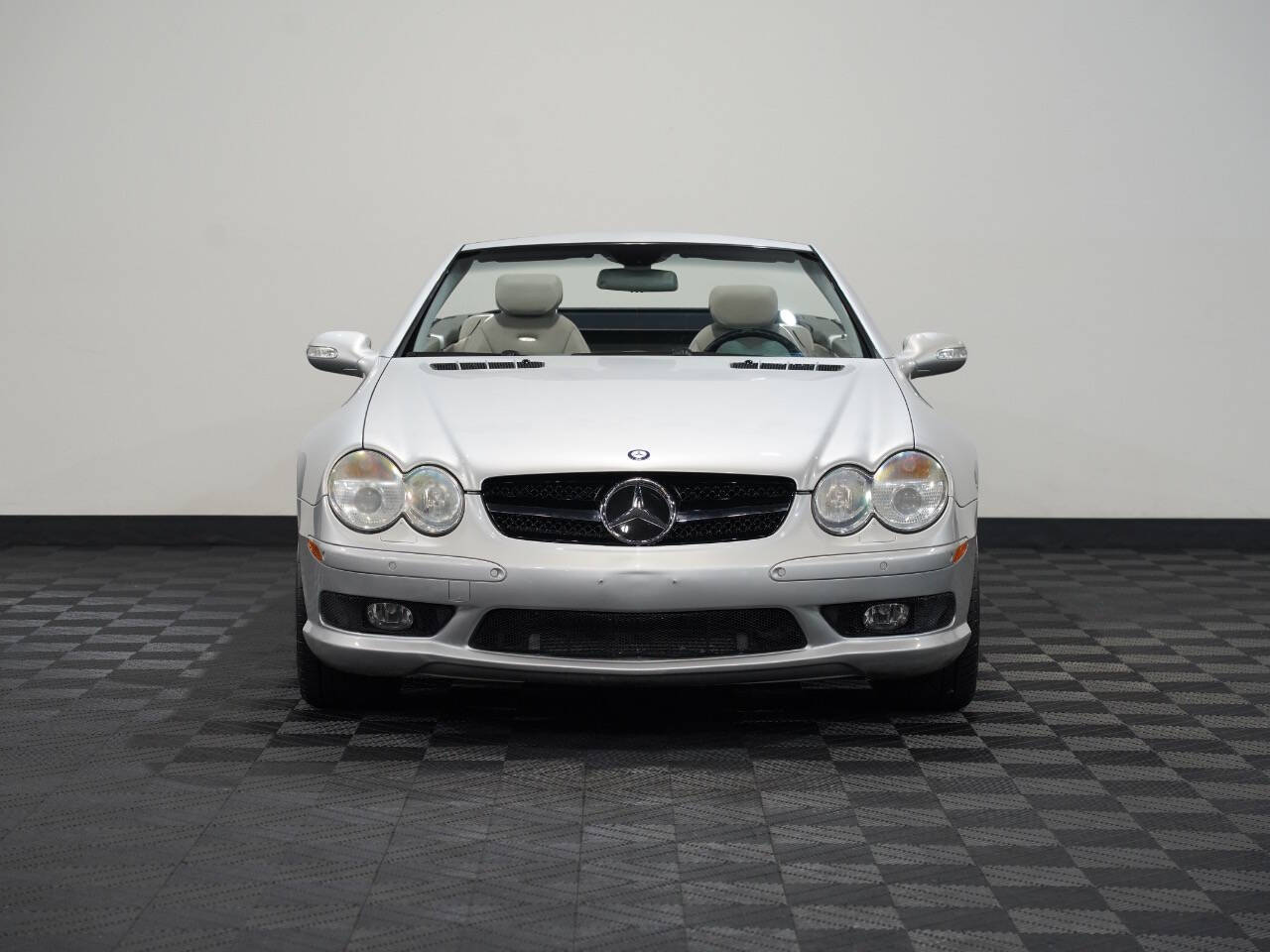 BRILLIANT SILVER METALLIC, 2003 MERCEDES-BENZ SL-CLASS Image 5