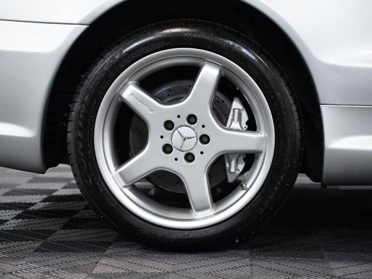 BRILLIANT SILVER METALLIC, 2003 MERCEDES-BENZ SL-CLASS Image 52