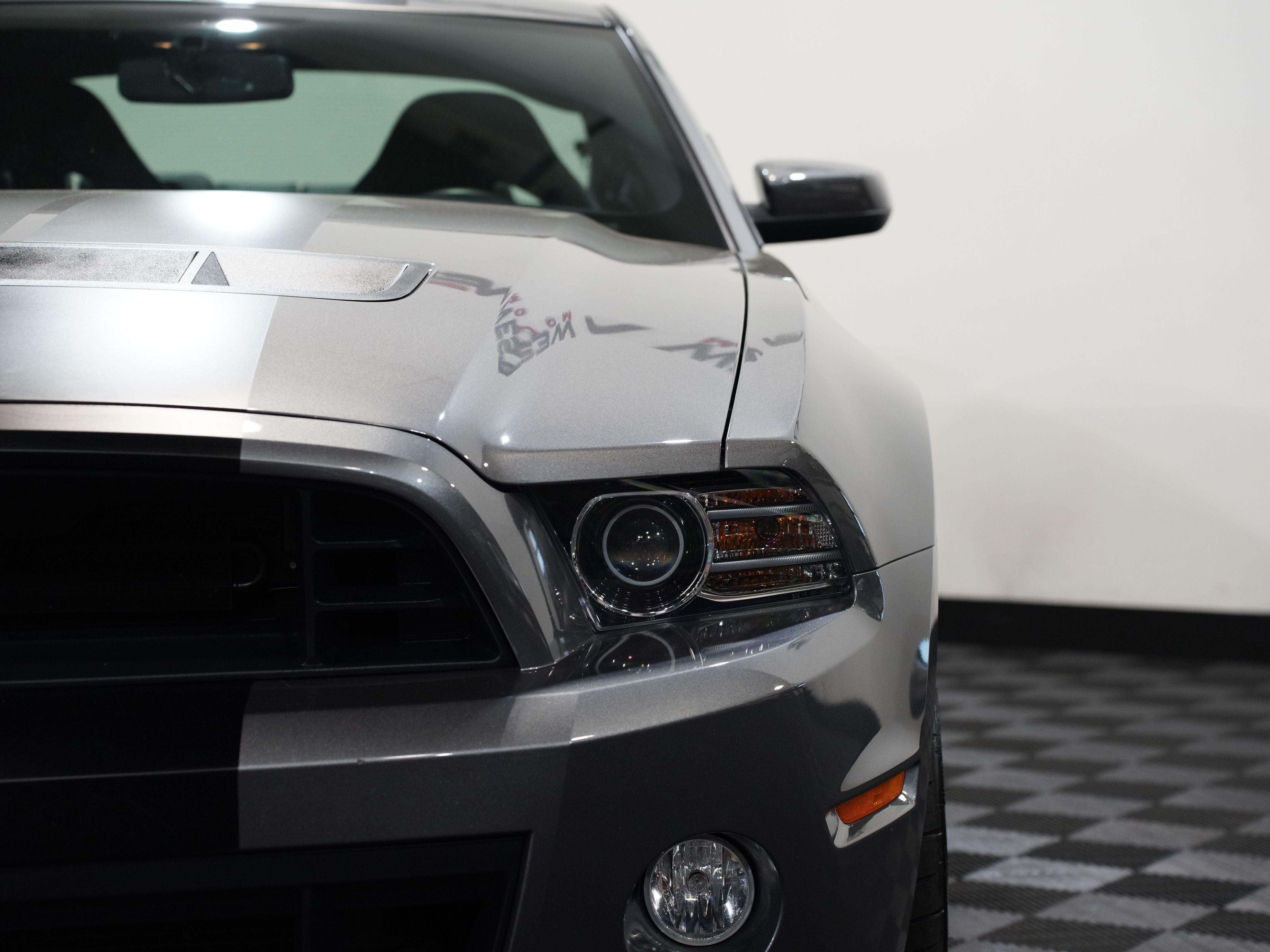 GREY, 2013 FORD MUSTANG Image 10