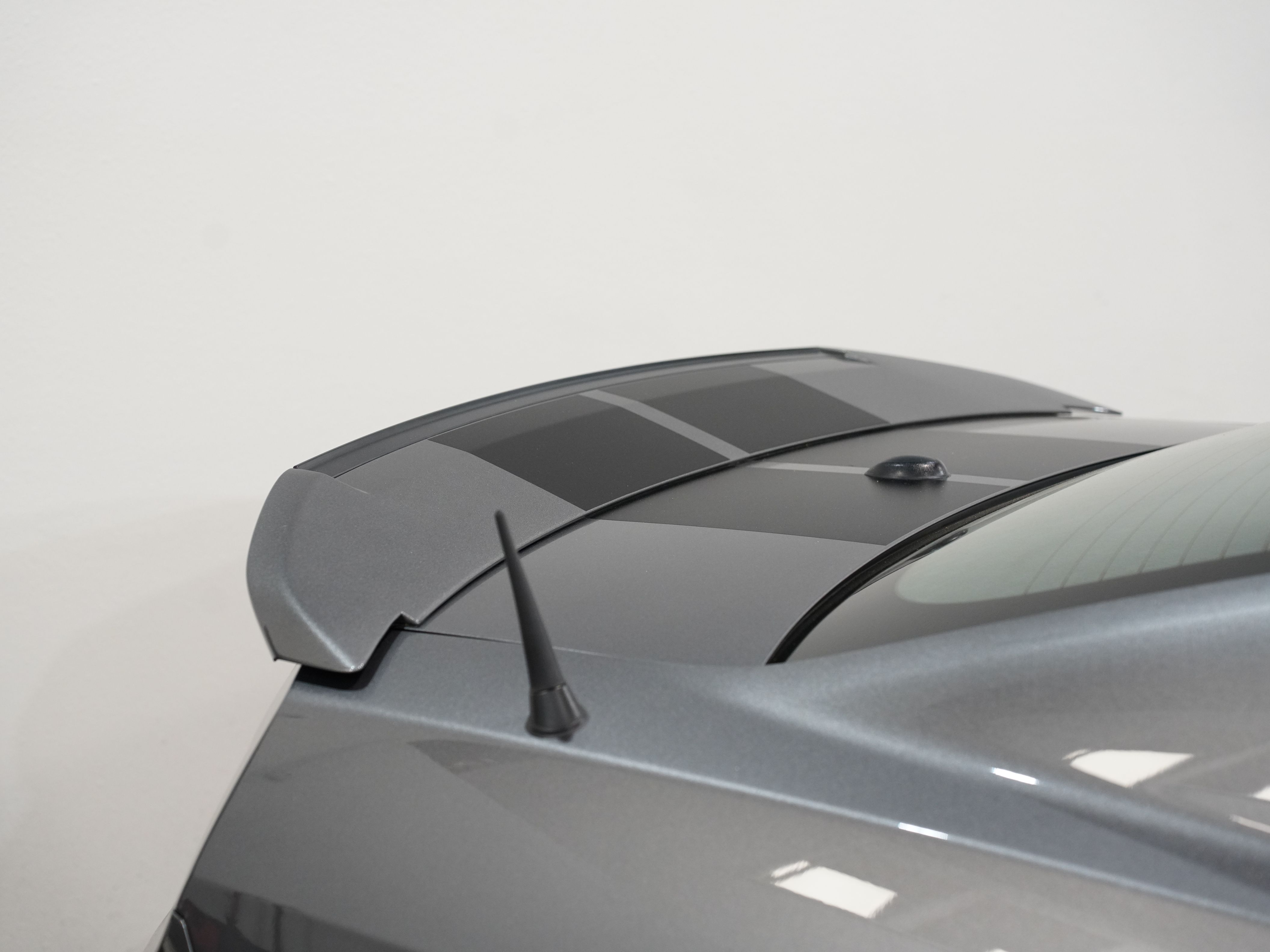 GREY, 2013 FORD MUSTANG Image 15