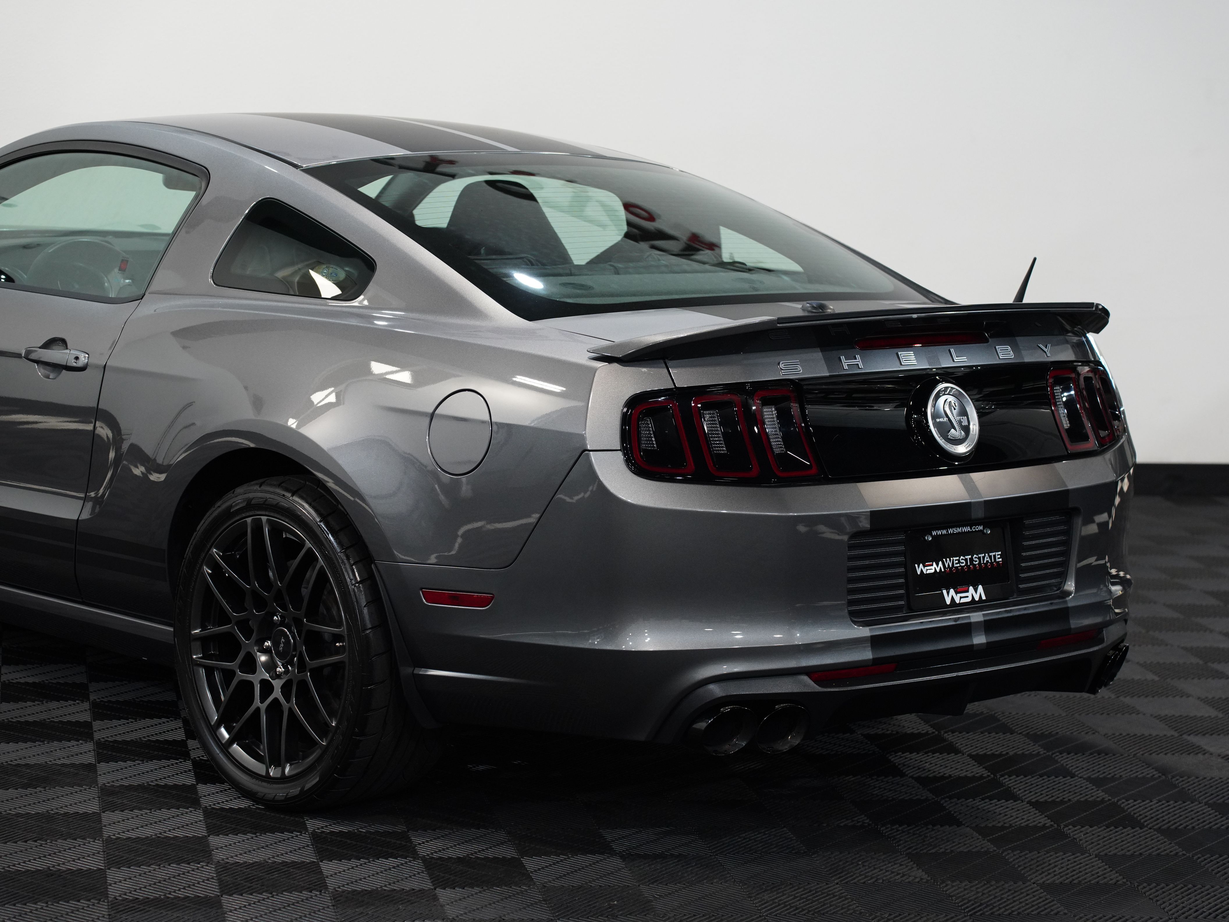GREY, 2013 FORD MUSTANG Image 16