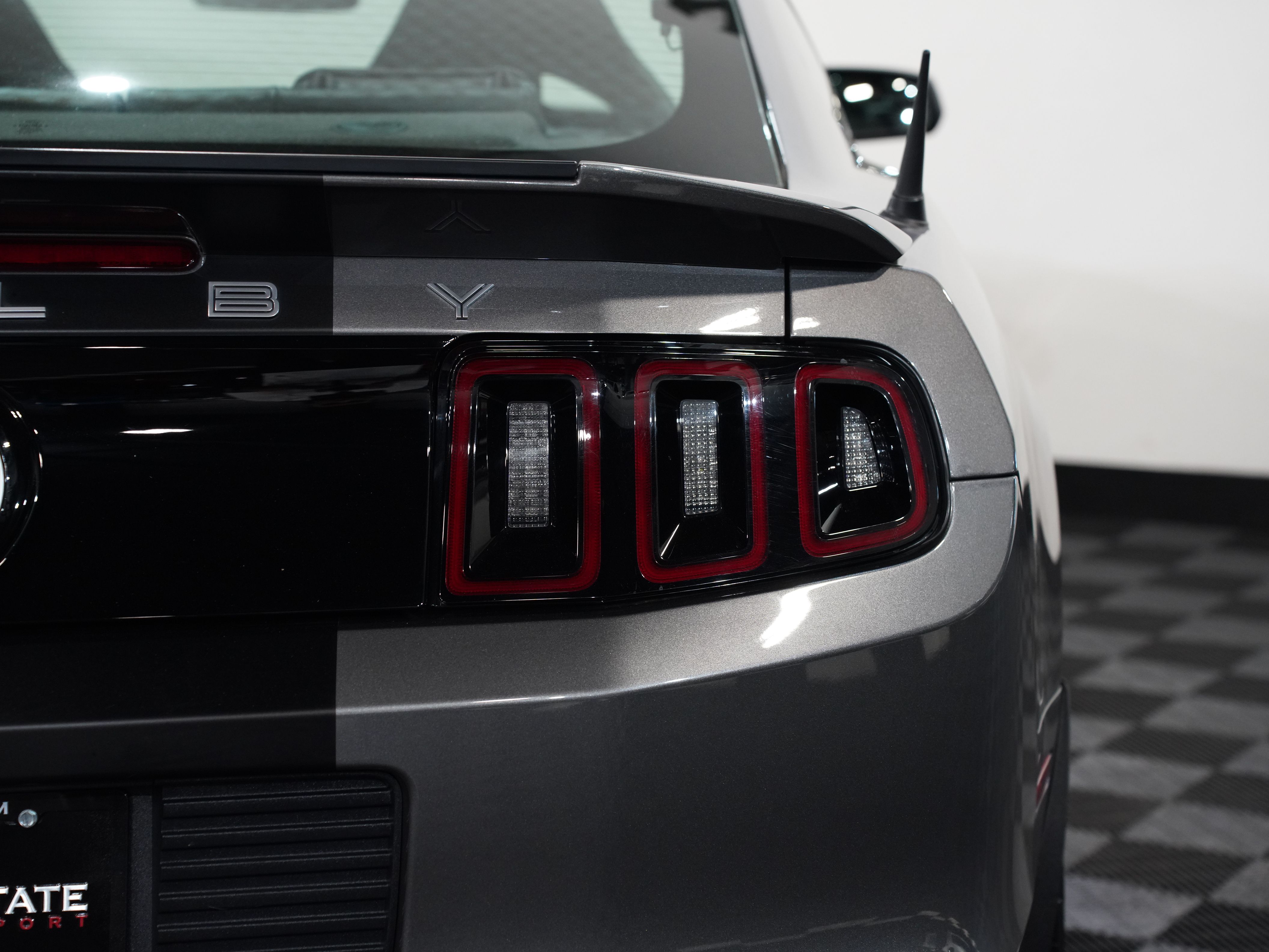 GREY, 2013 FORD MUSTANG Image 17