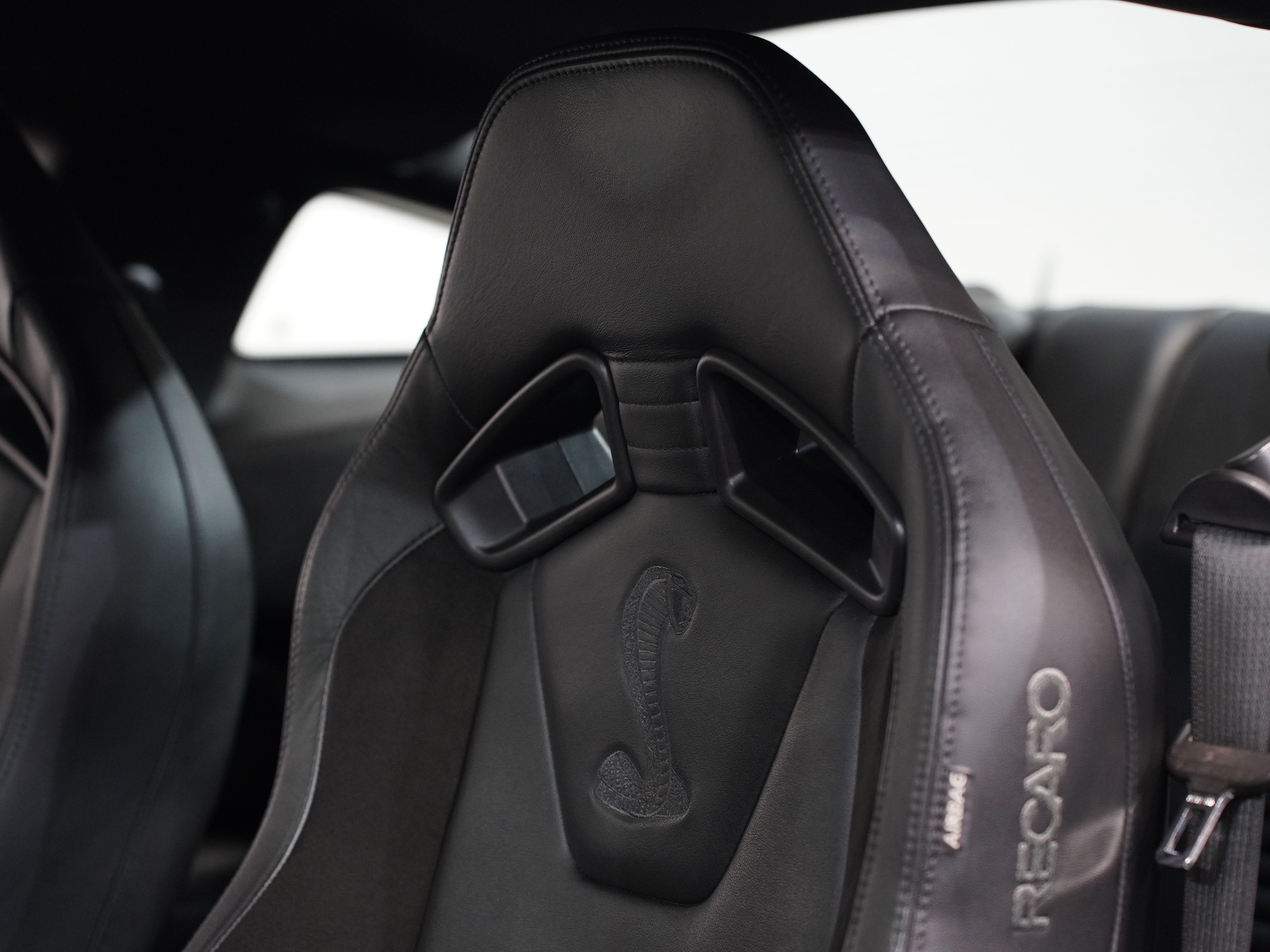 GREY, 2013 FORD MUSTANG Image 26