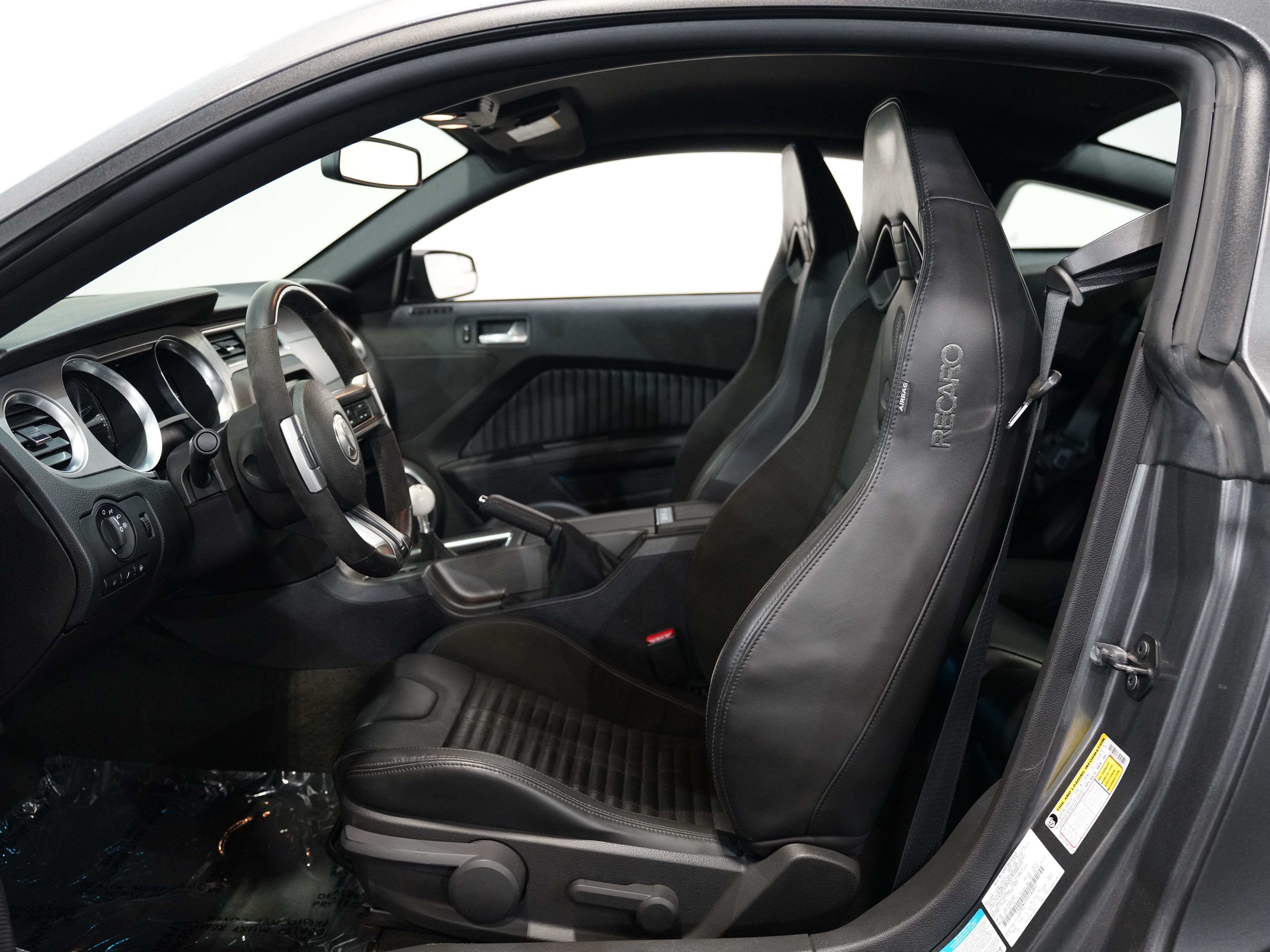 GREY, 2013 FORD MUSTANG Image 28