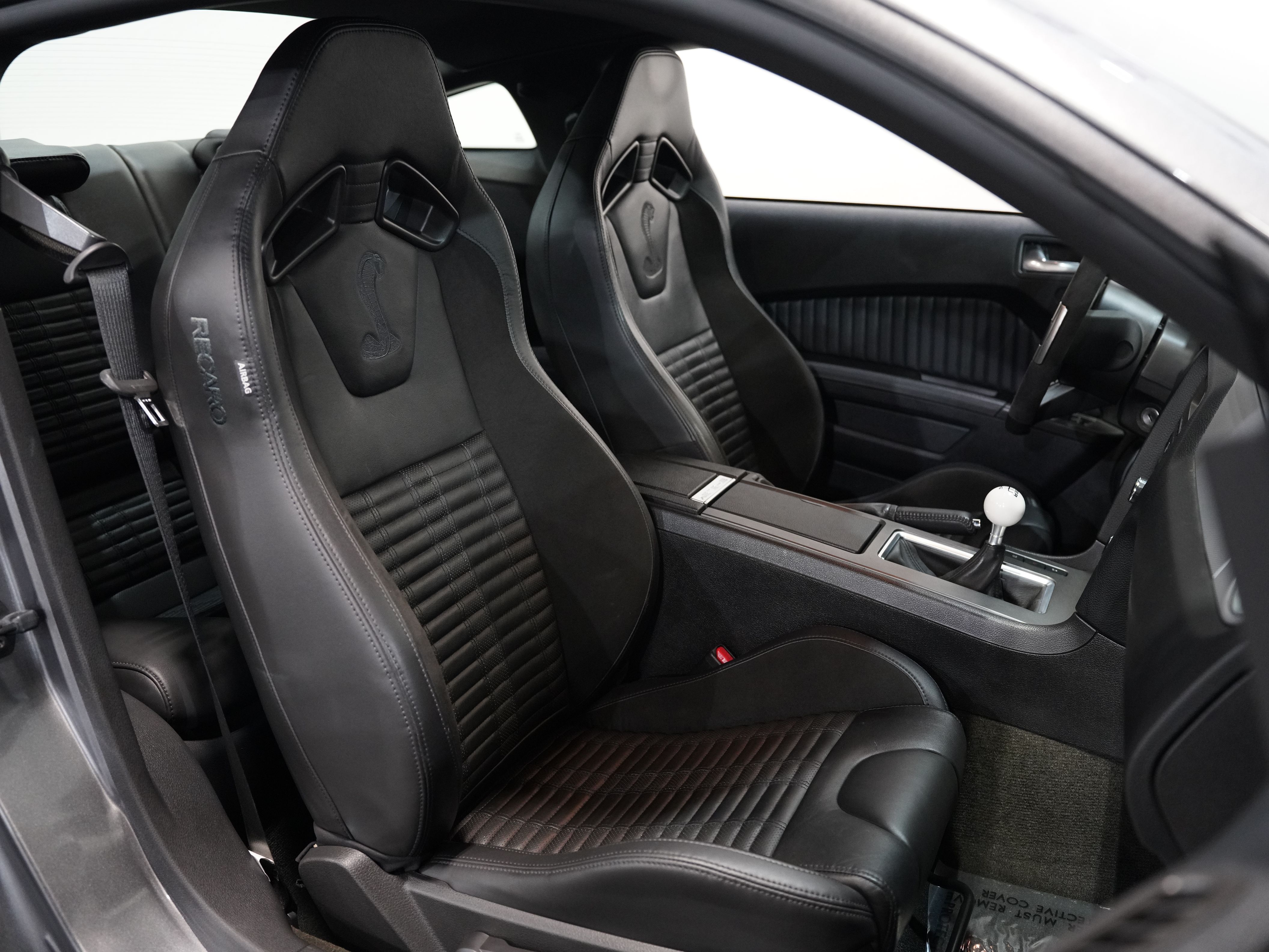 GREY, 2013 FORD MUSTANG Image 30