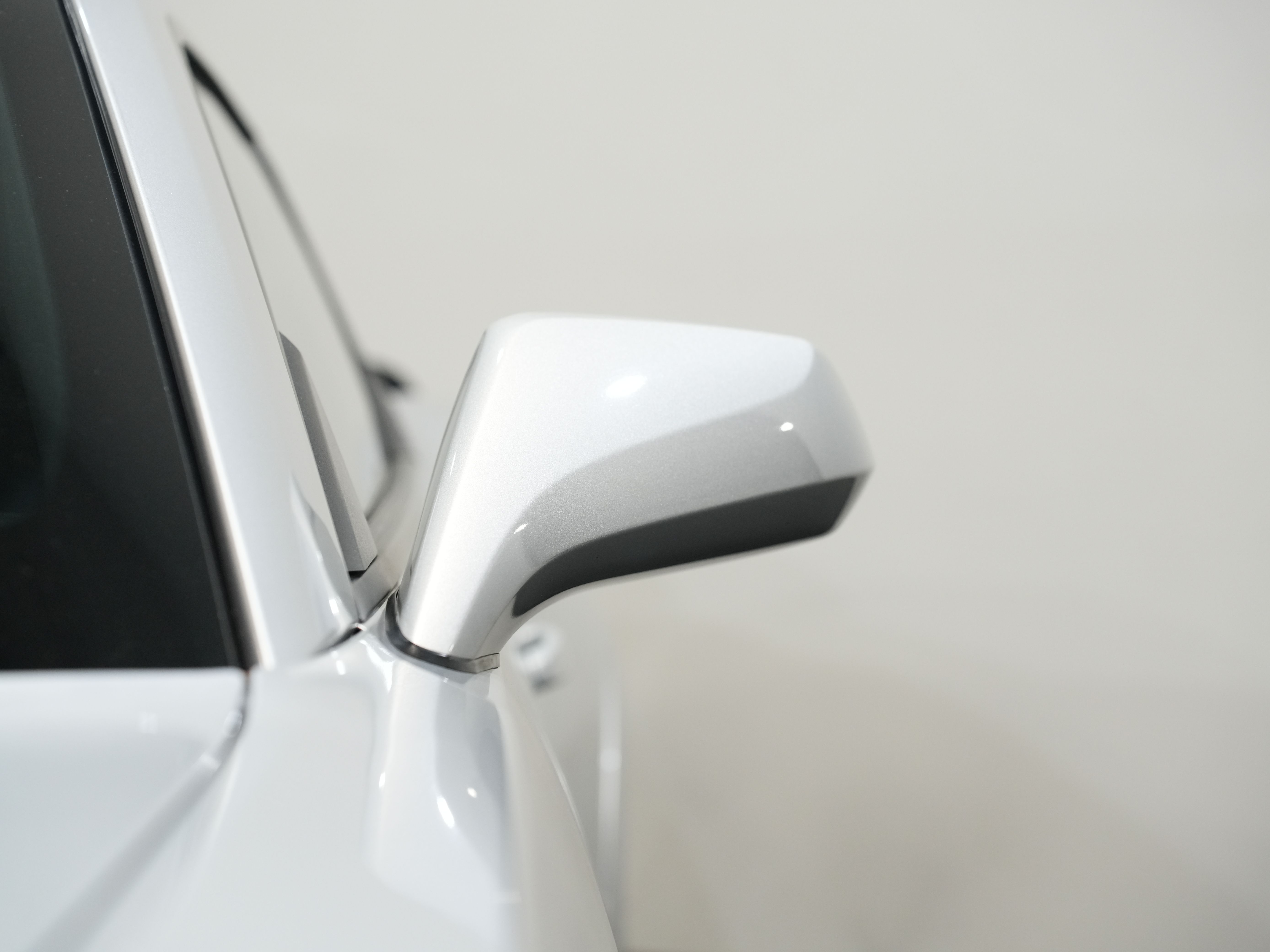 SILVER, 2014 CHEVROLET CAMARO Image 11