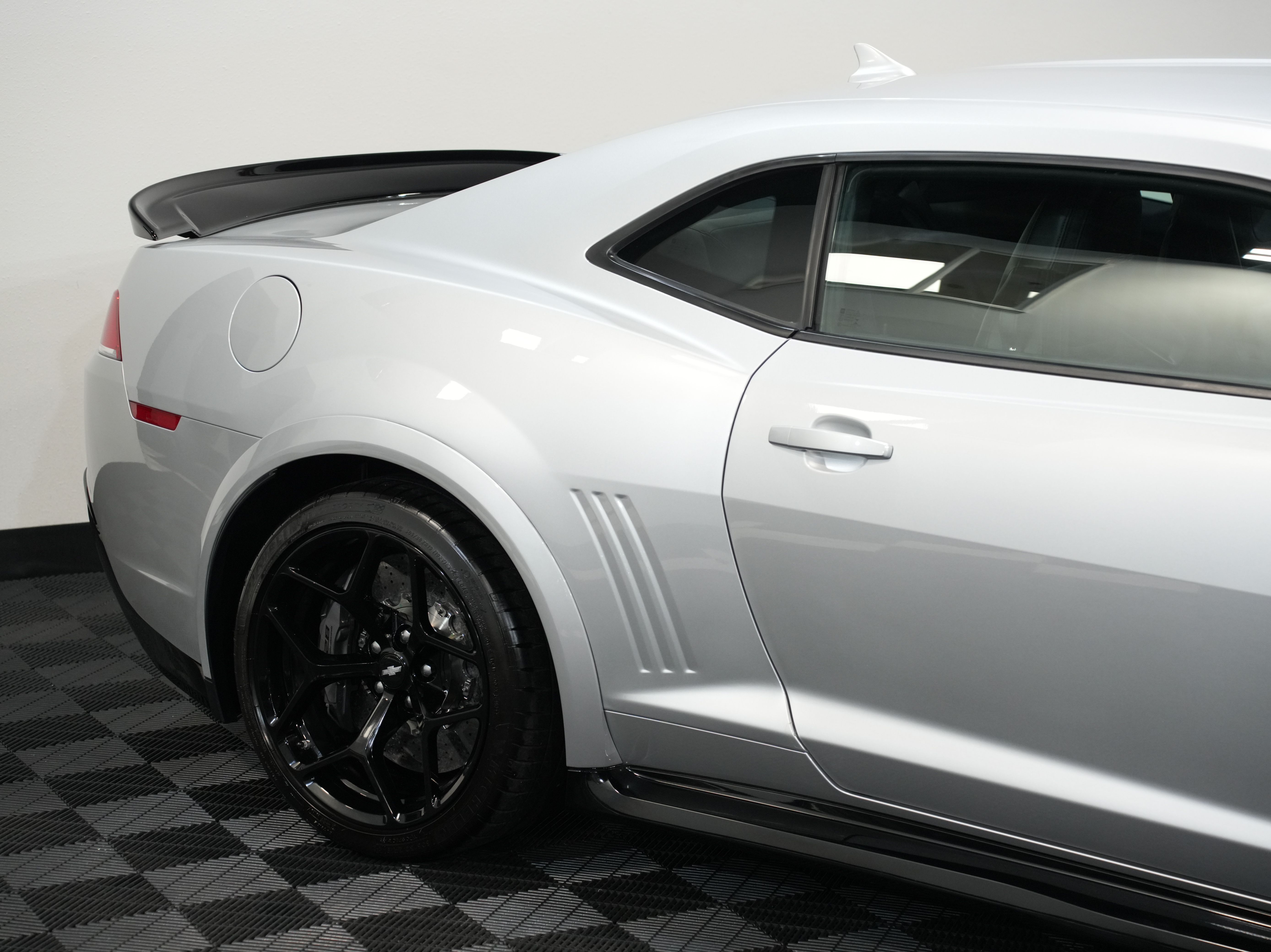 SILVER, 2014 CHEVROLET CAMARO Image 14