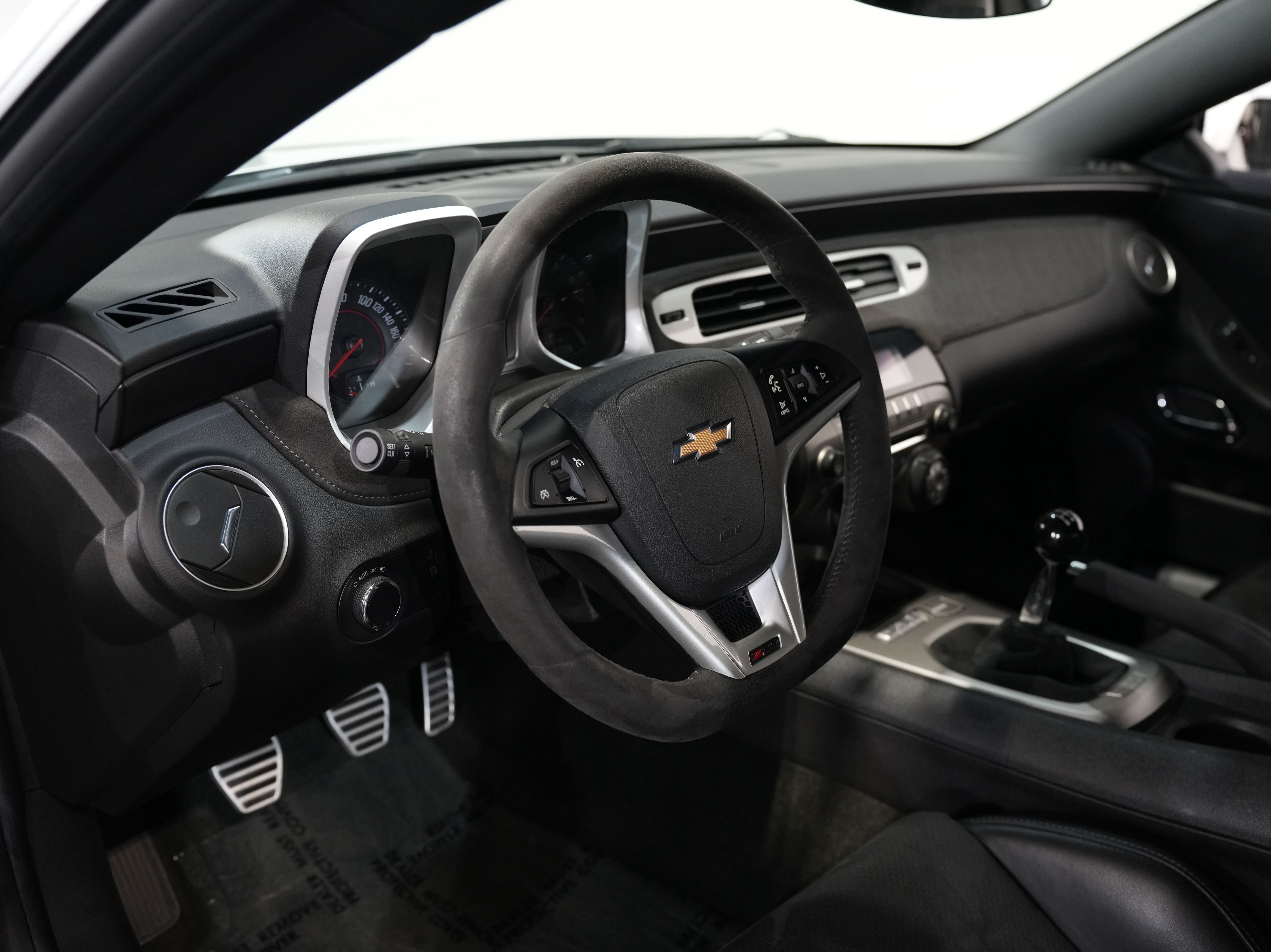 SILVER, 2014 CHEVROLET CAMARO Image 33