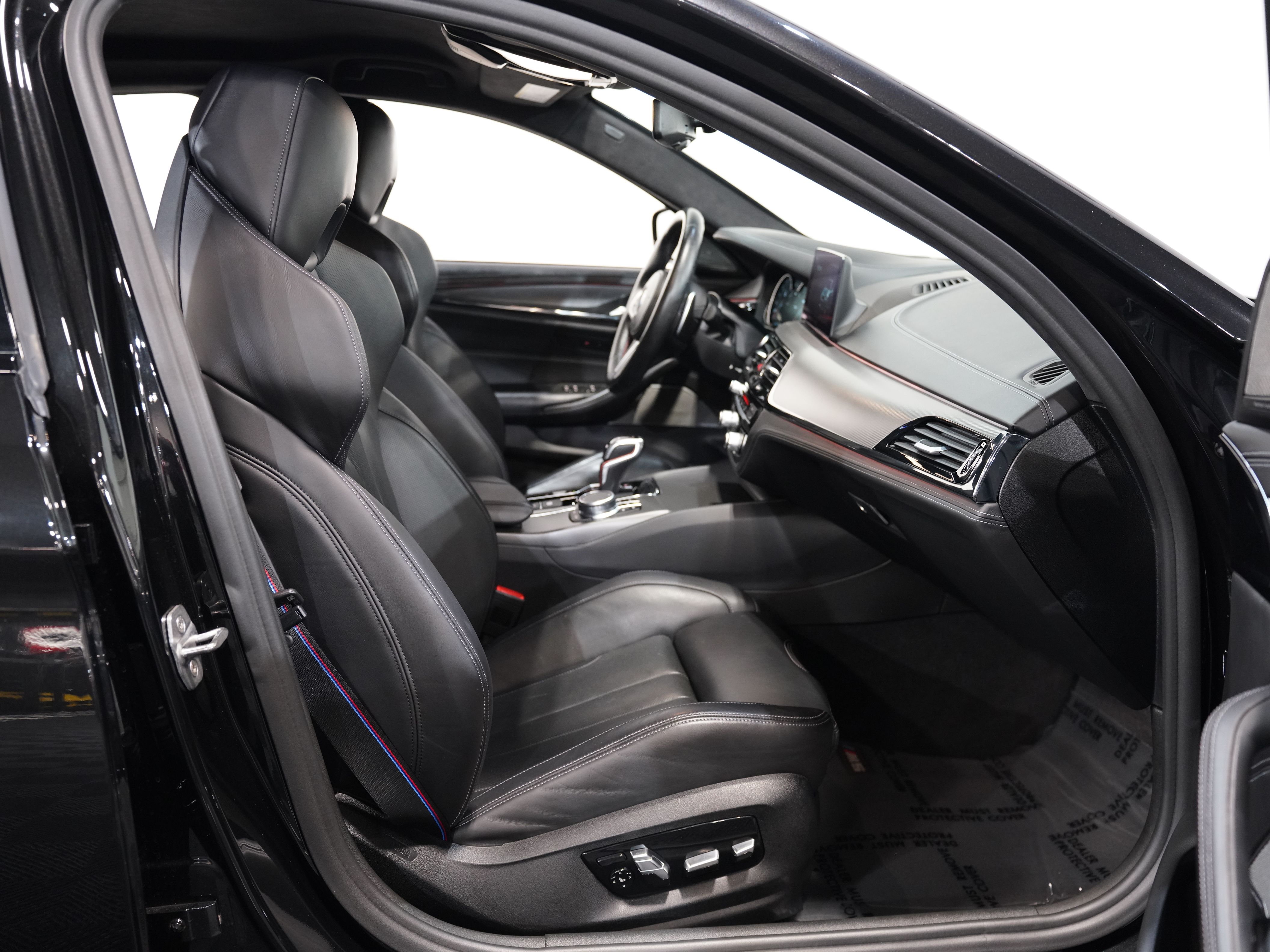 2019 BMW M5 Image 39