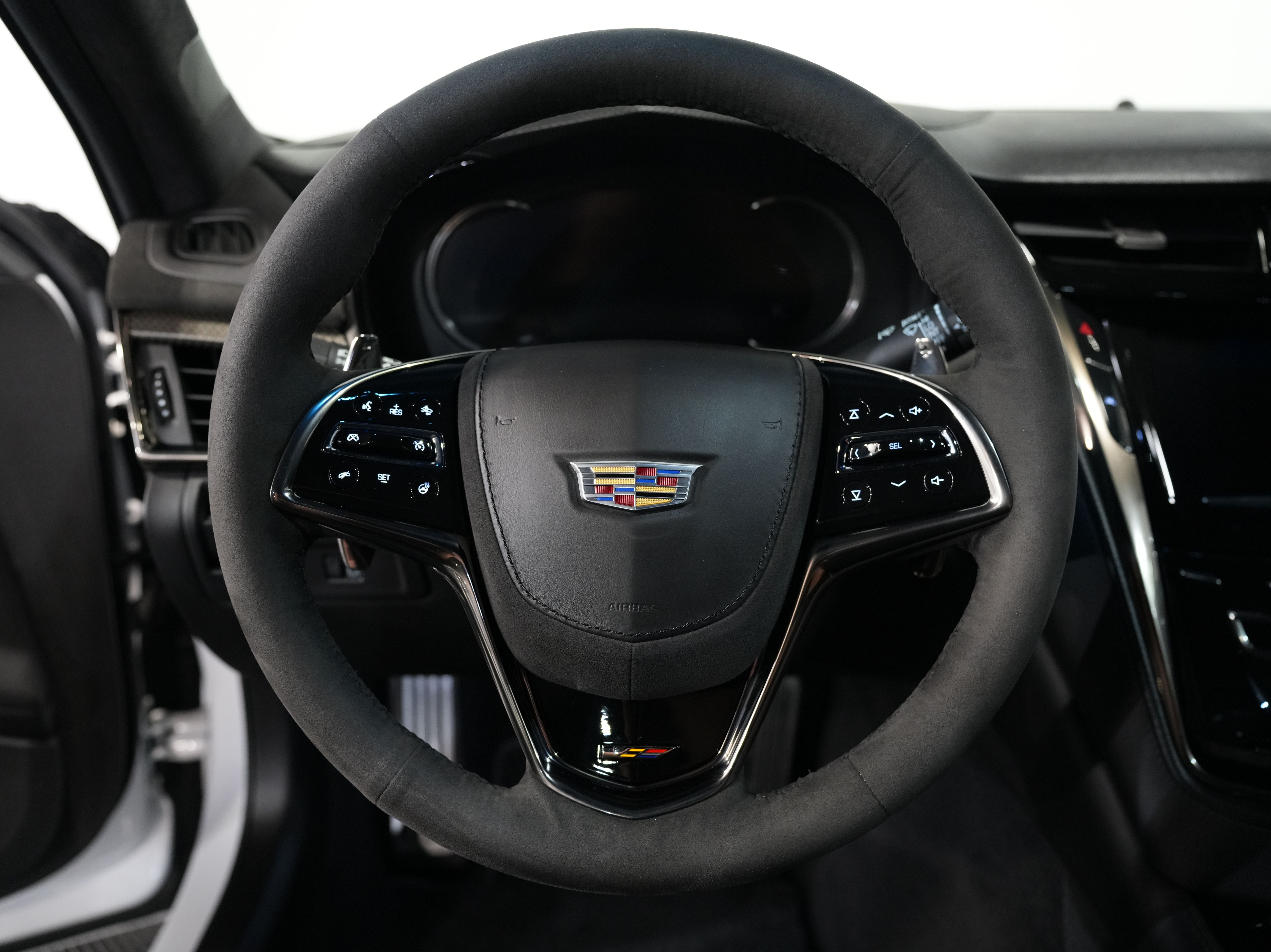 WHITE, 2019 CADILLAC CTS-V Image 45