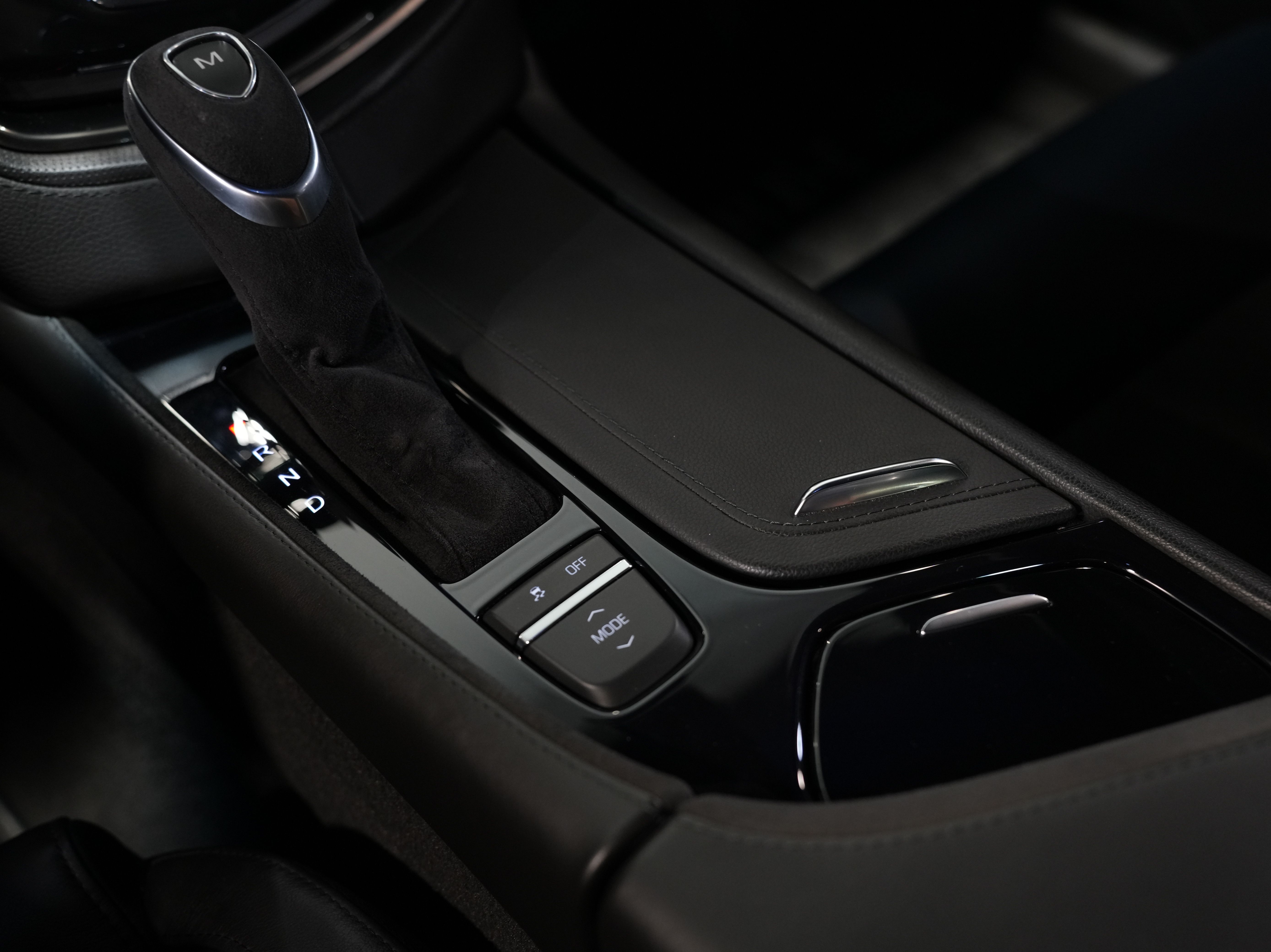 WHITE, 2019 CADILLAC CTS-V Image 53