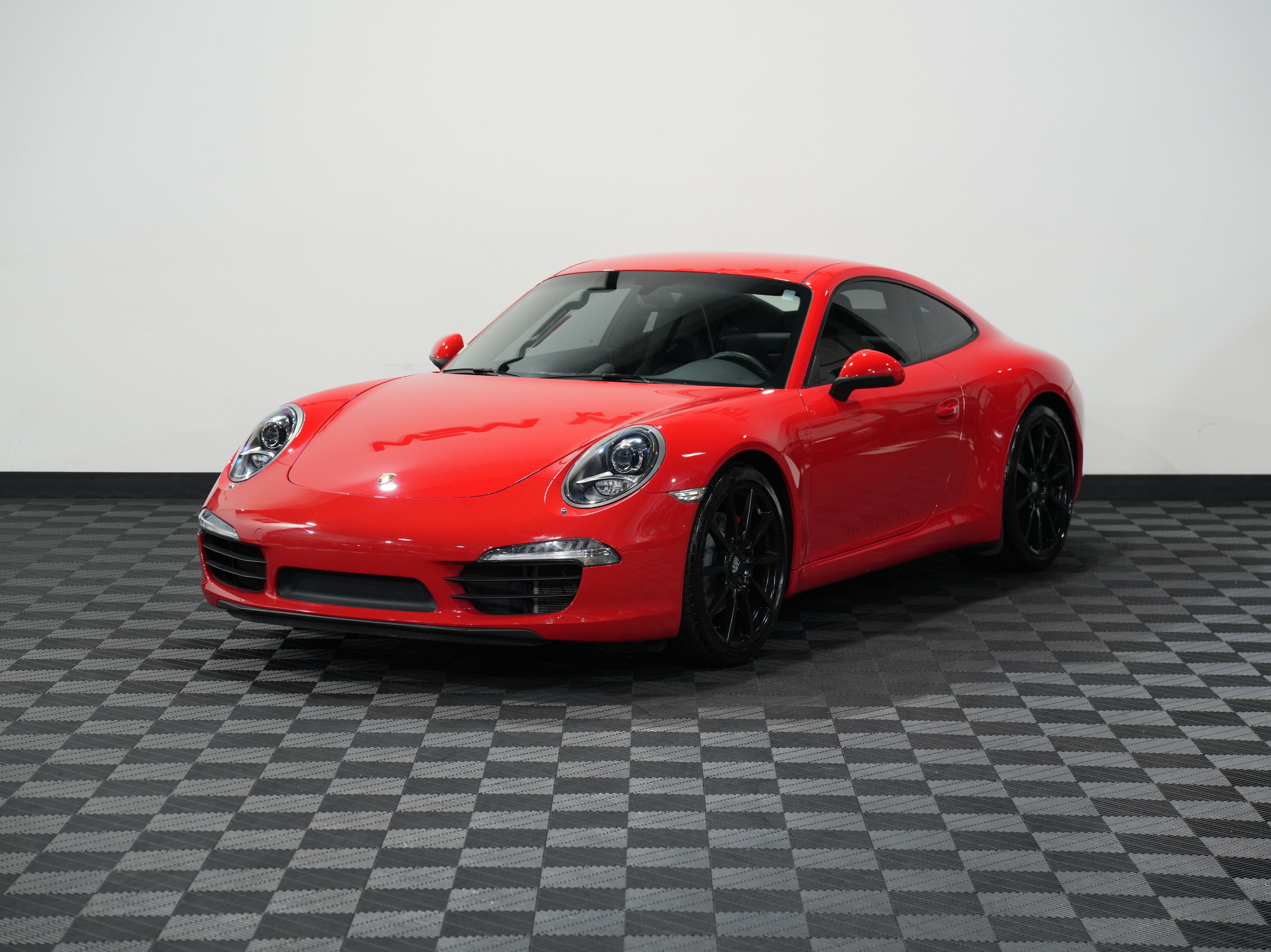 RED, 2012 PORSCHE 911 Image 3