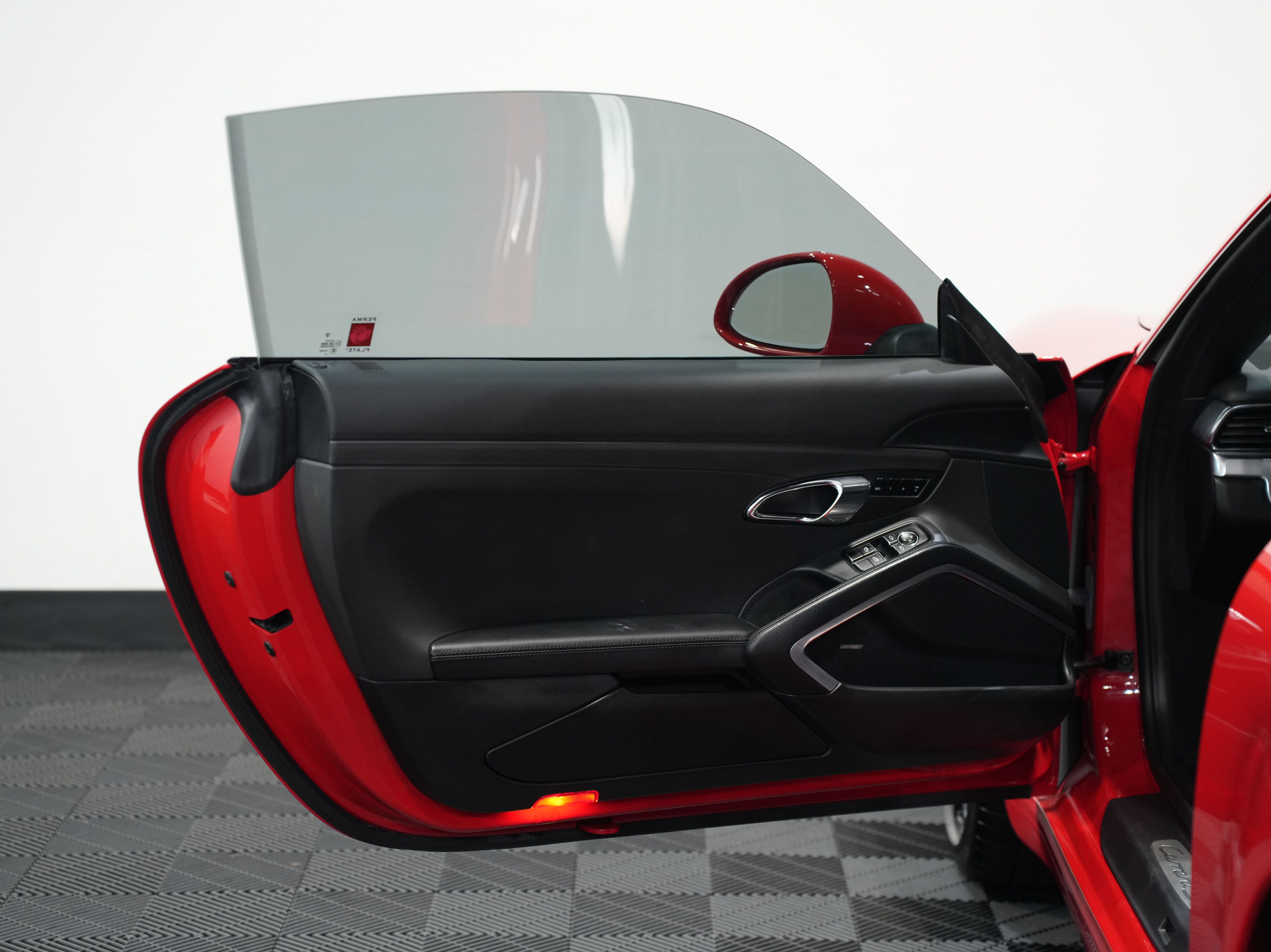 RED, 2012 PORSCHE 911 Image 20
