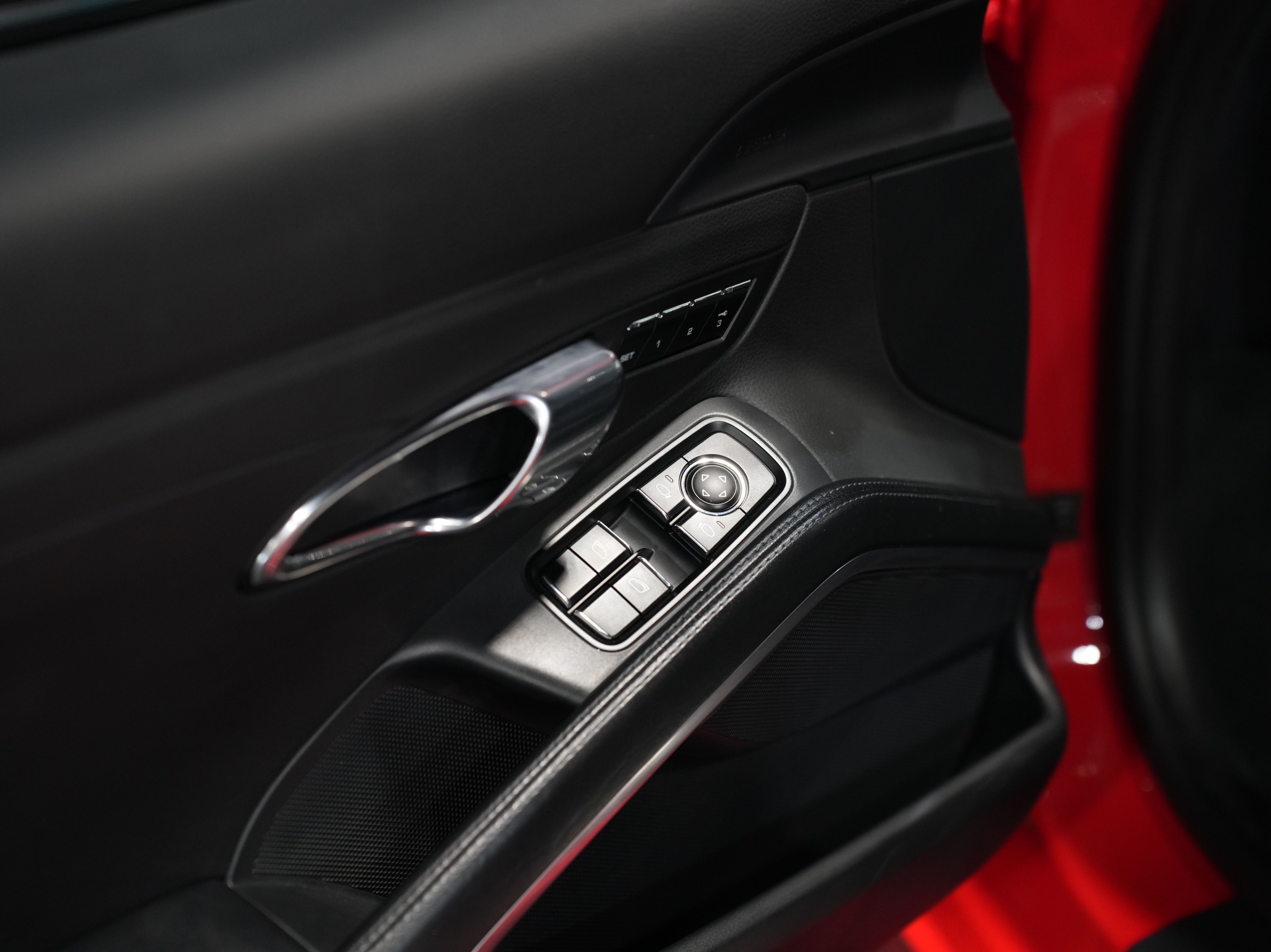 RED, 2012 PORSCHE 911 Image 21