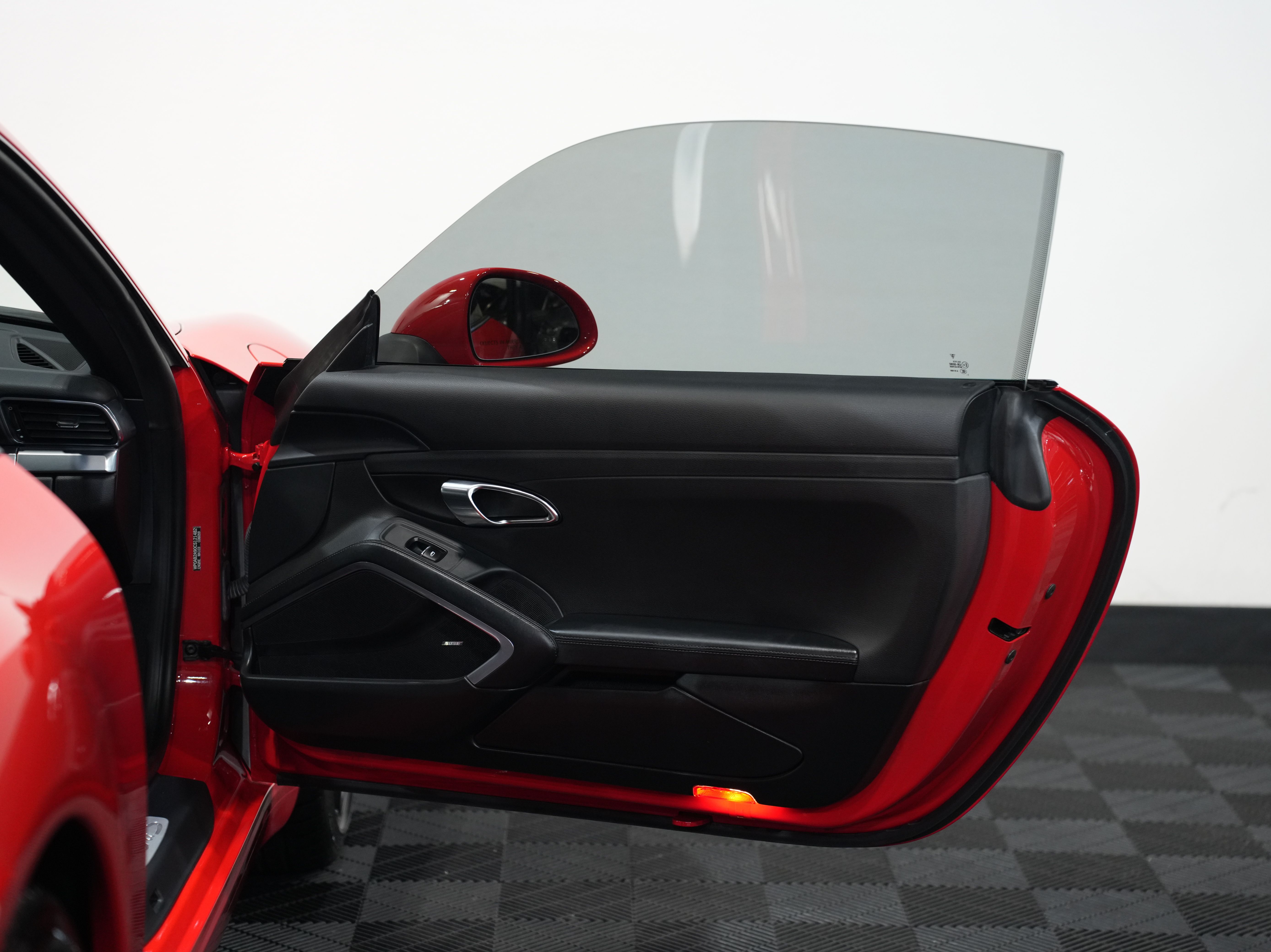RED, 2012 PORSCHE 911 Image 22