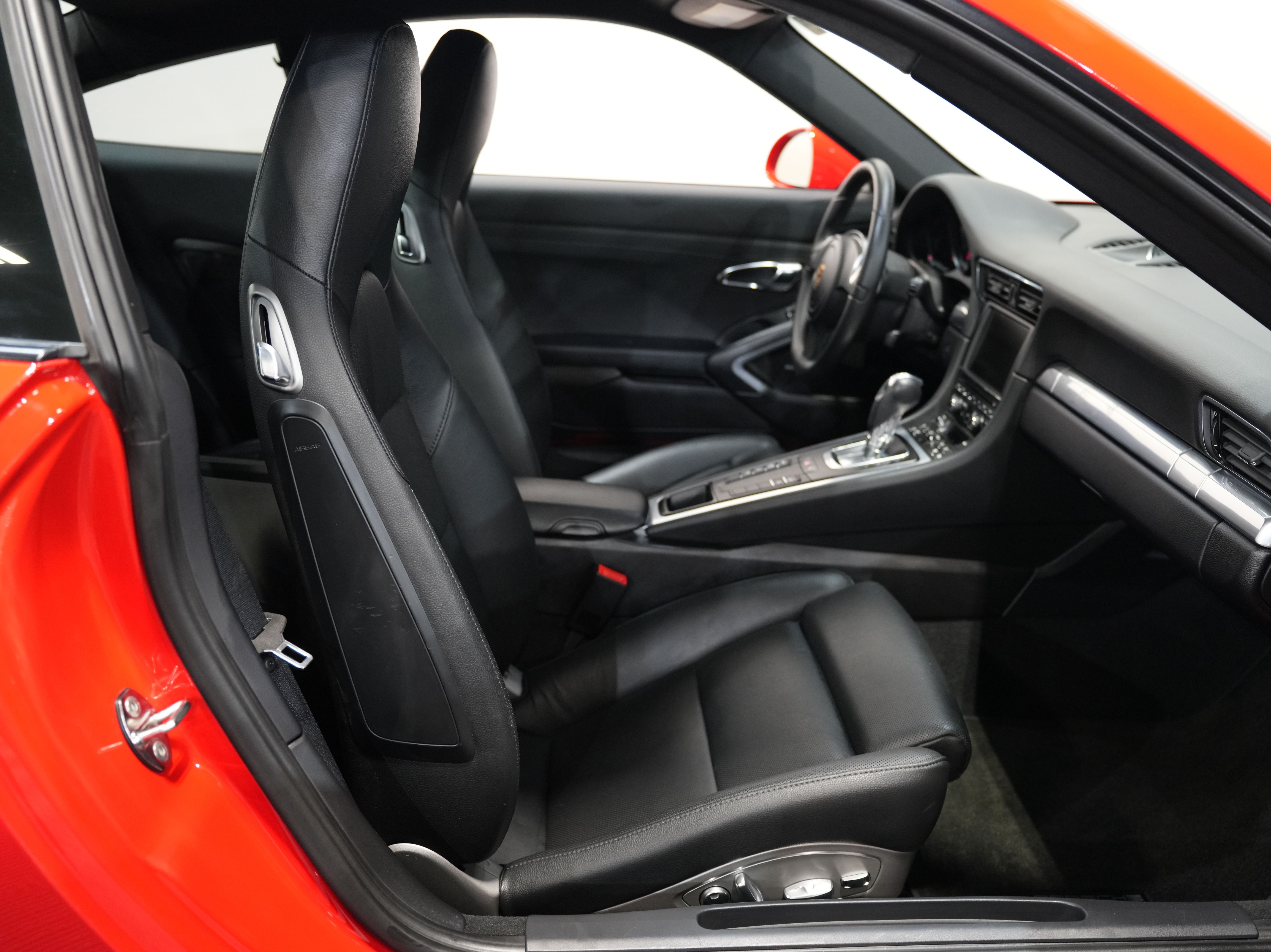 RED, 2012 PORSCHE 911 Image 29