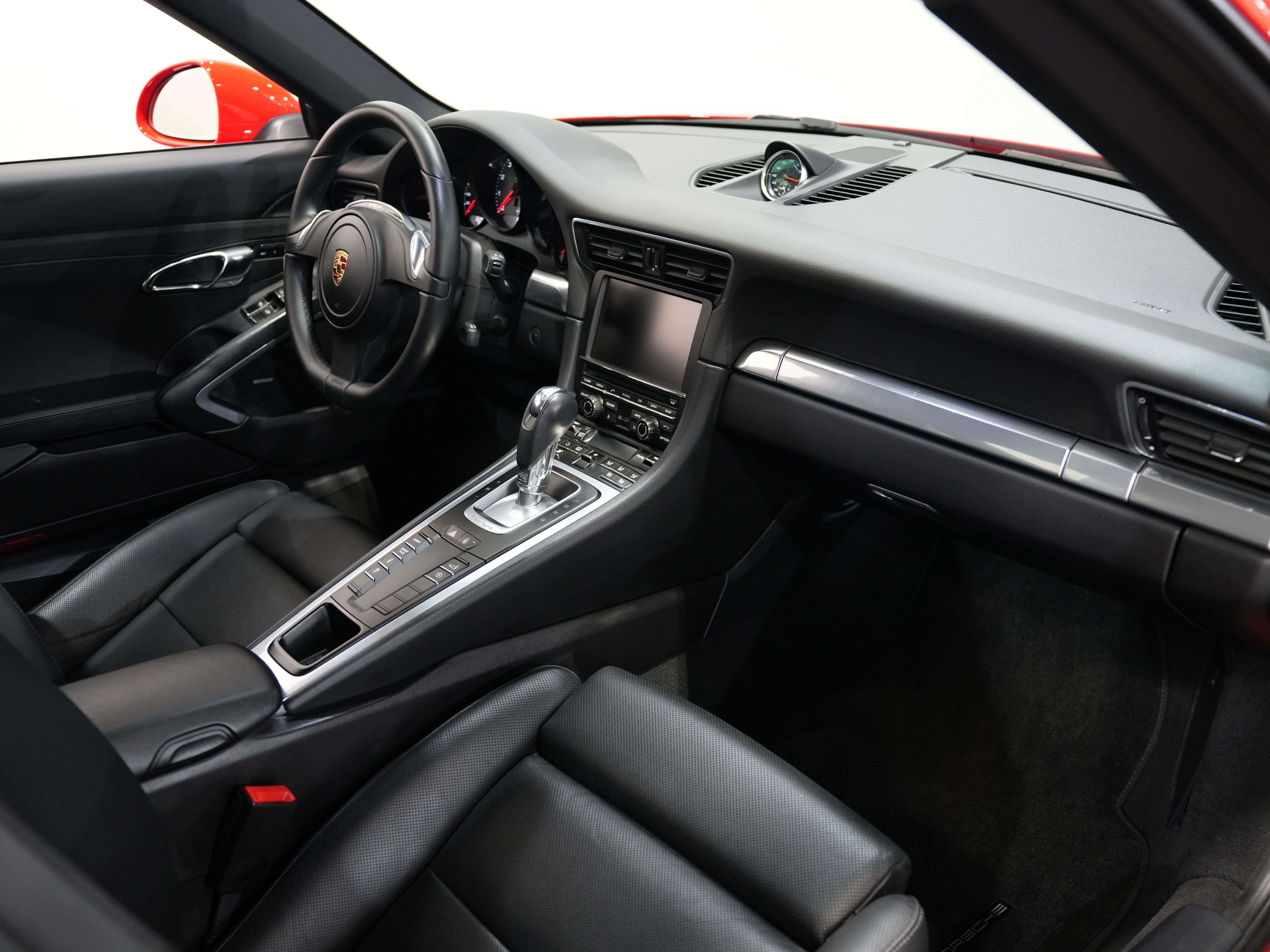 RED, 2012 PORSCHE 911 Image 30