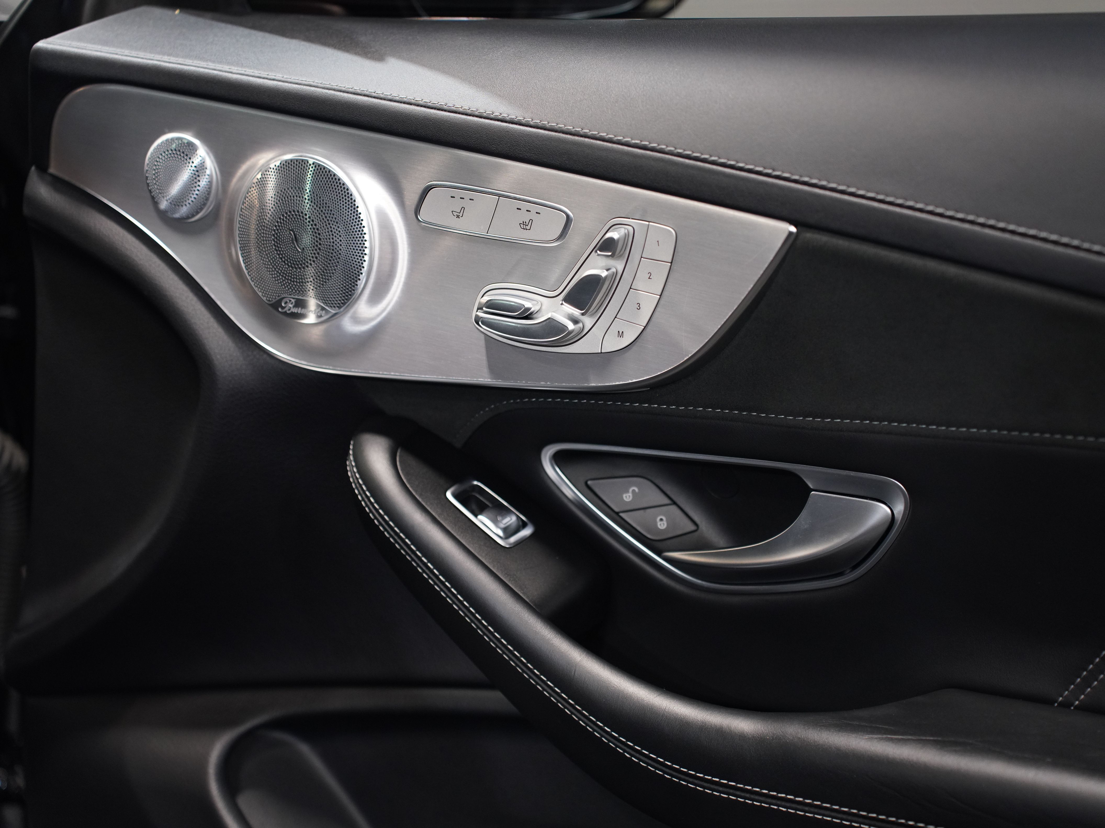 2020 MERCEDES-BENZ MERCEDES-AMG C-CLASS Image 24