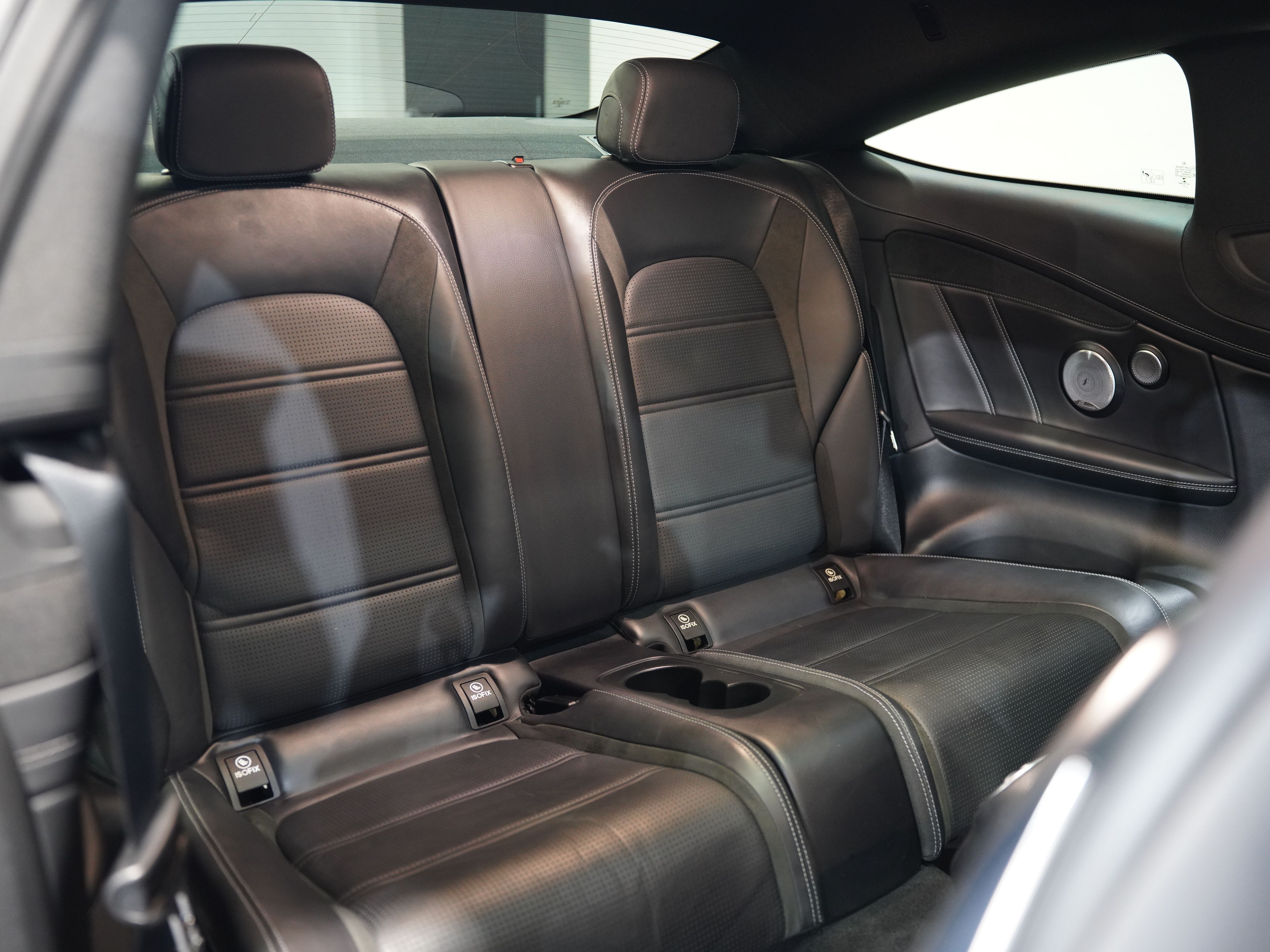 2020 MERCEDES-BENZ MERCEDES-AMG C-CLASS Image 33