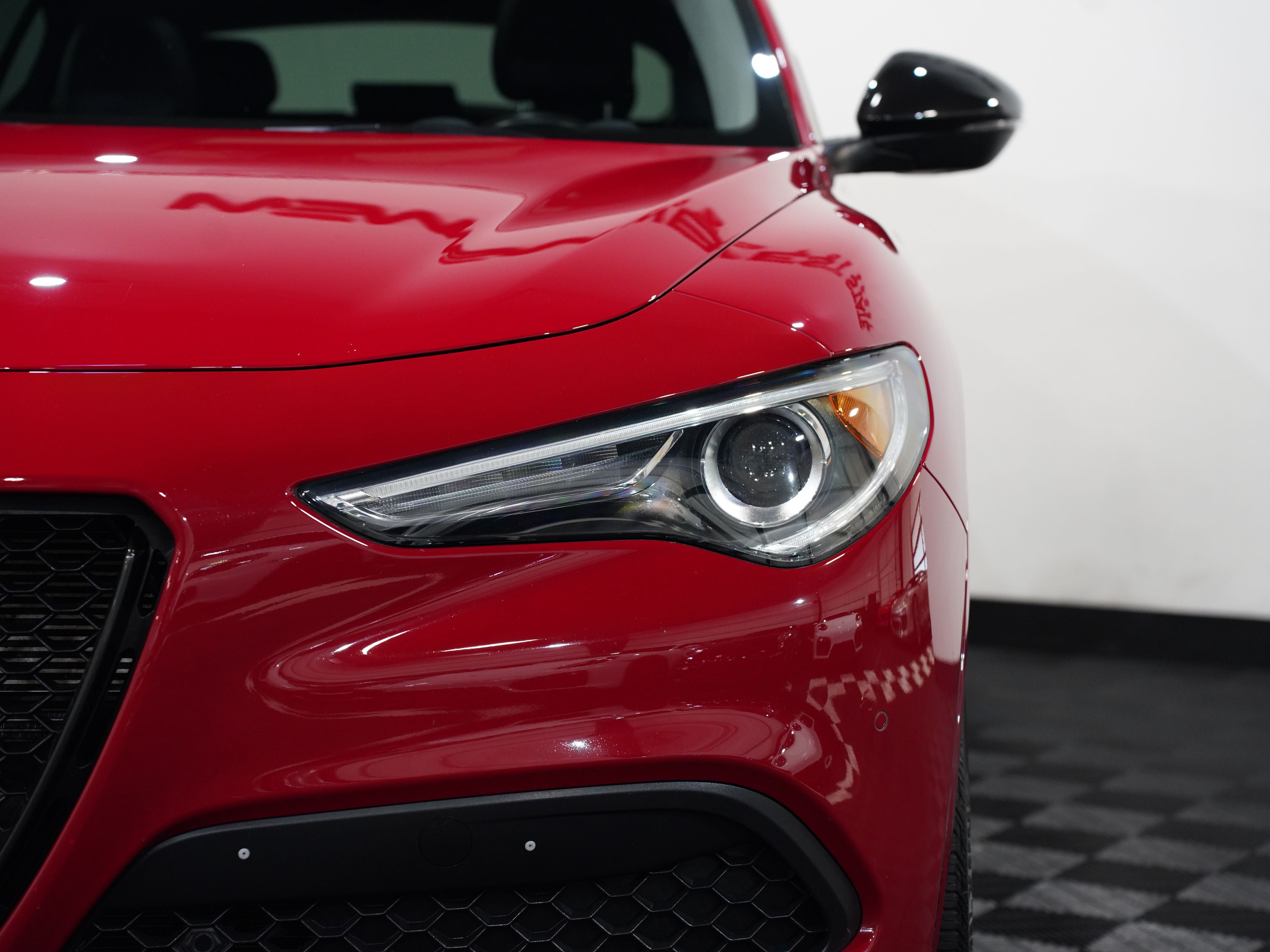 ALFA ROSSO, 2021 ALFA ROMEO STELVIO Image 10
