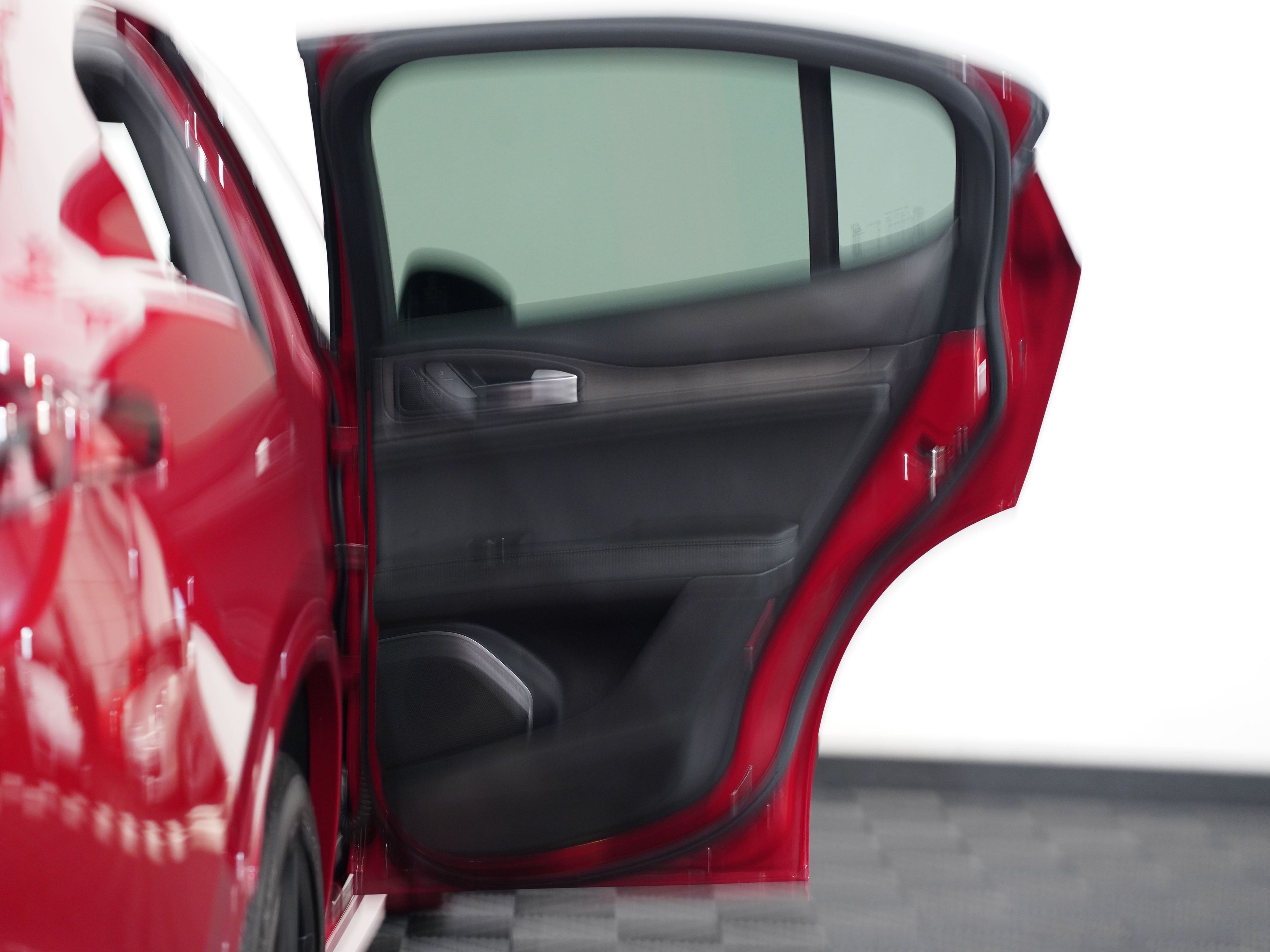 ALFA ROSSO, 2021 ALFA ROMEO STELVIO Image 24
