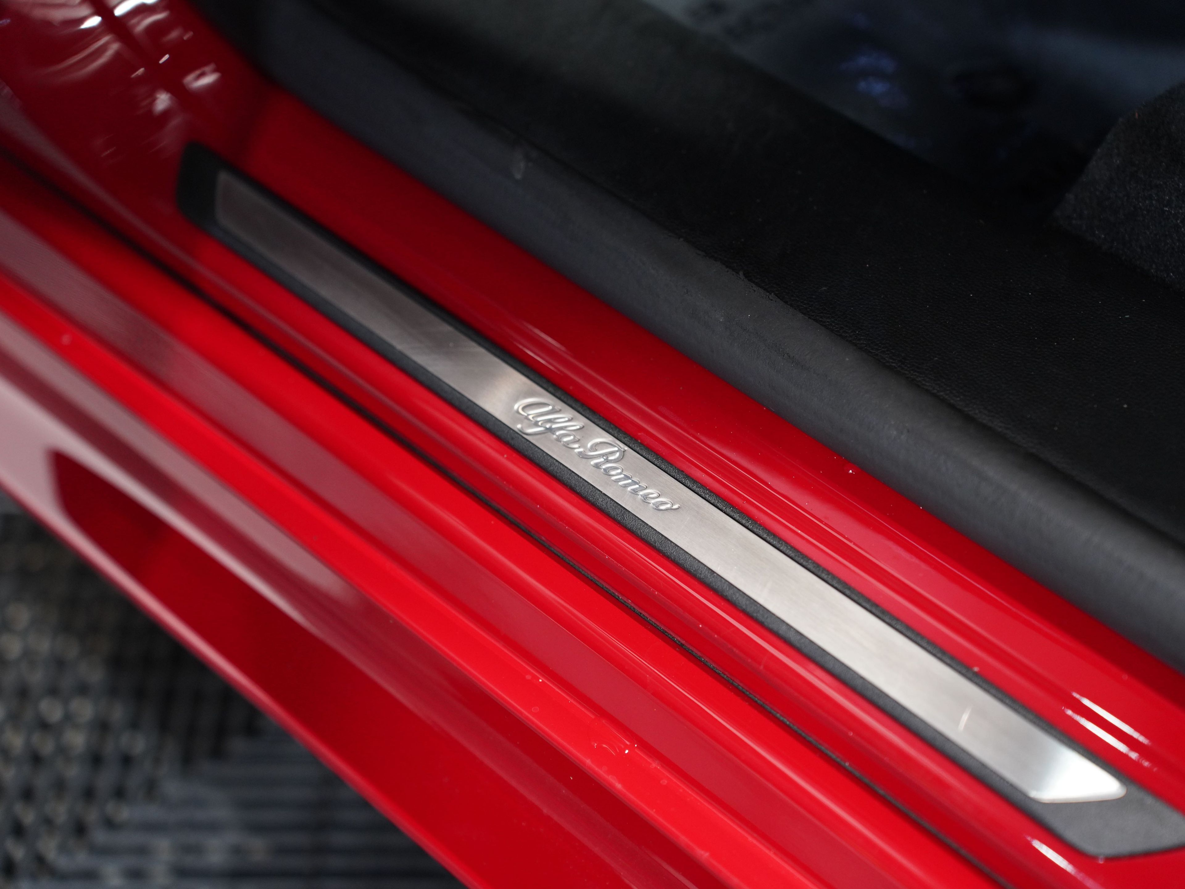 ALFA ROSSO, 2021 ALFA ROMEO STELVIO Image 28