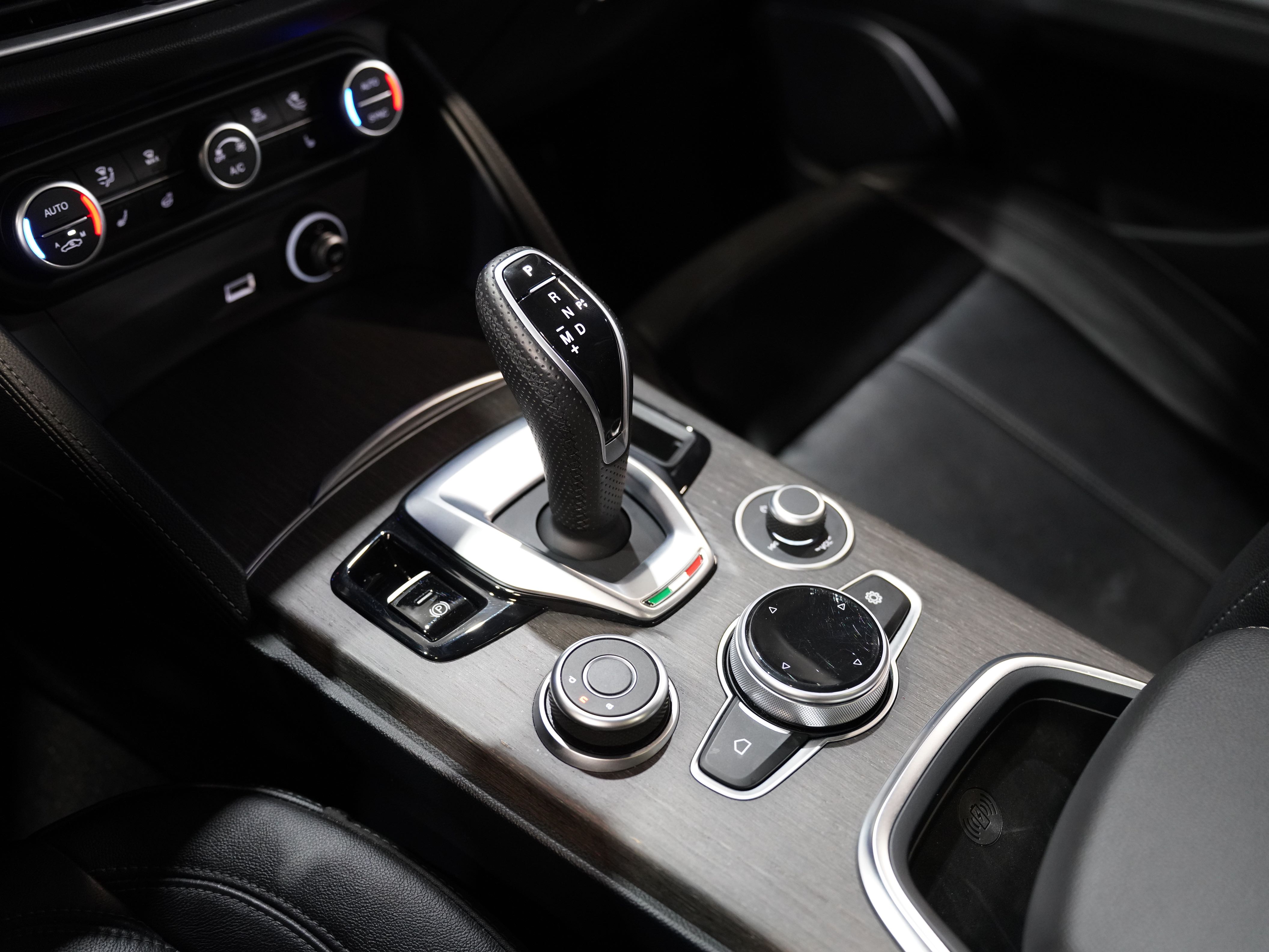 ALFA ROSSO, 2021 ALFA ROMEO STELVIO Image 47