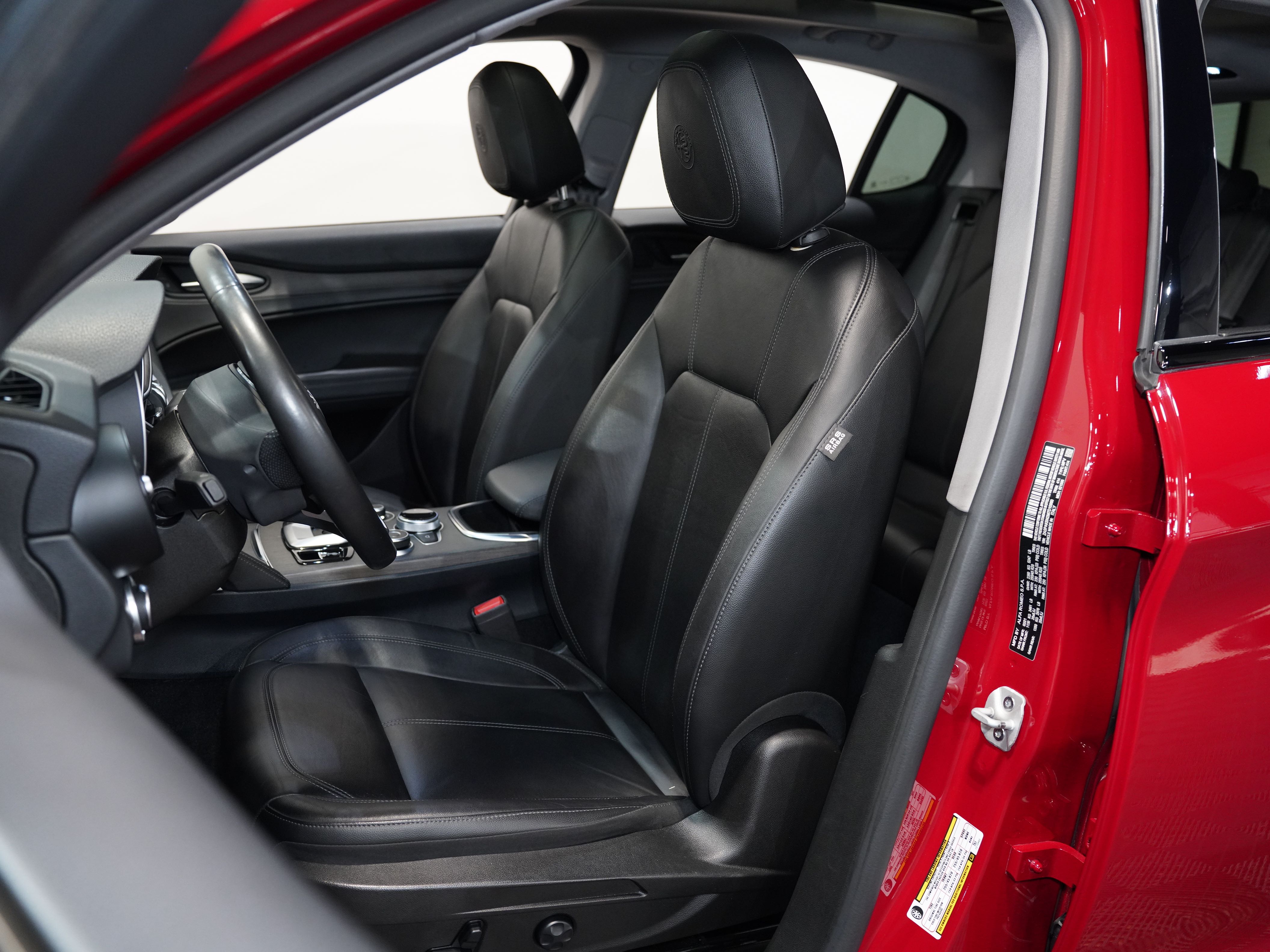 ALFA ROSSO, 2021 ALFA ROMEO STELVIO Image 30
