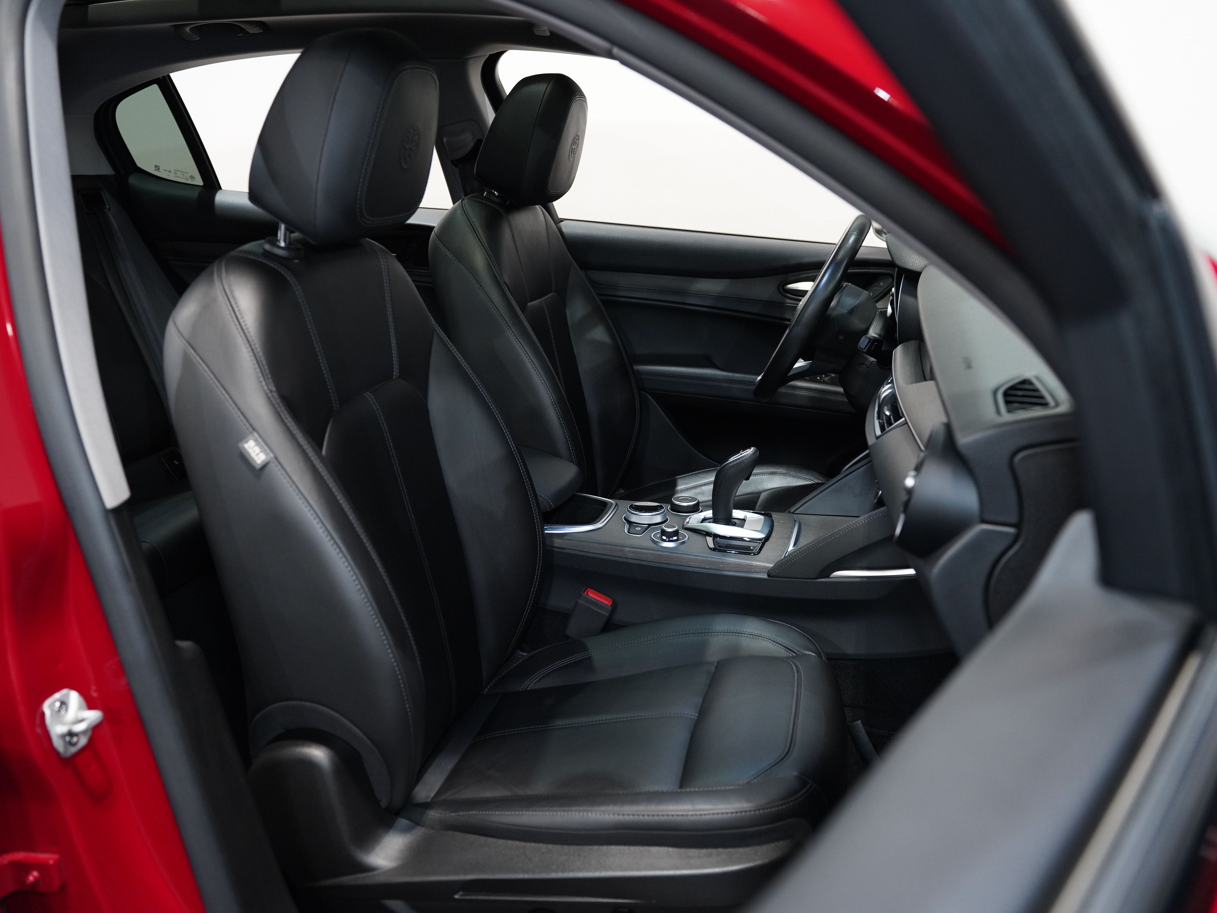 ALFA ROSSO, 2021 ALFA ROMEO STELVIO Image 33