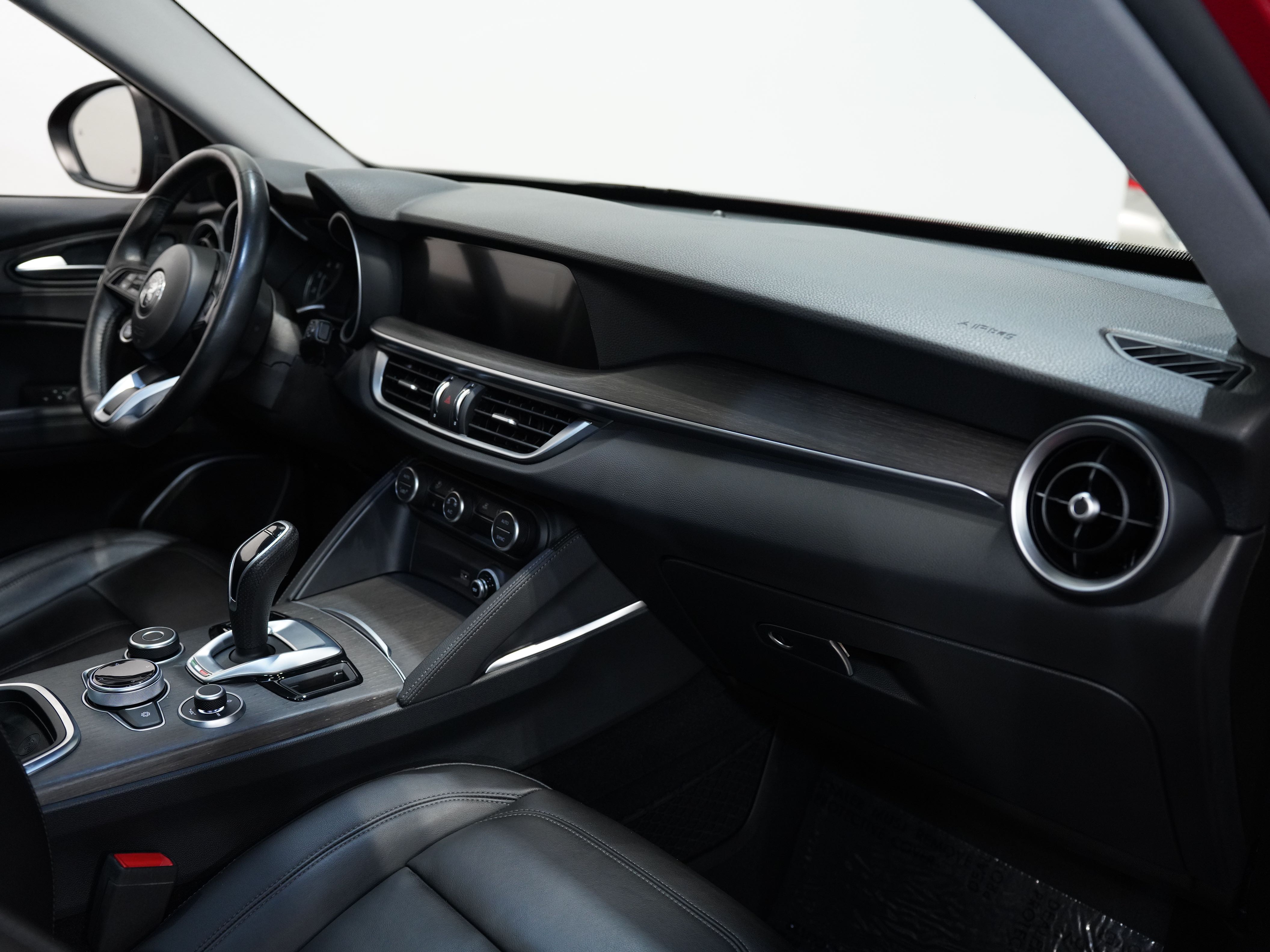 ALFA ROSSO, 2021 ALFA ROMEO STELVIO Image 35