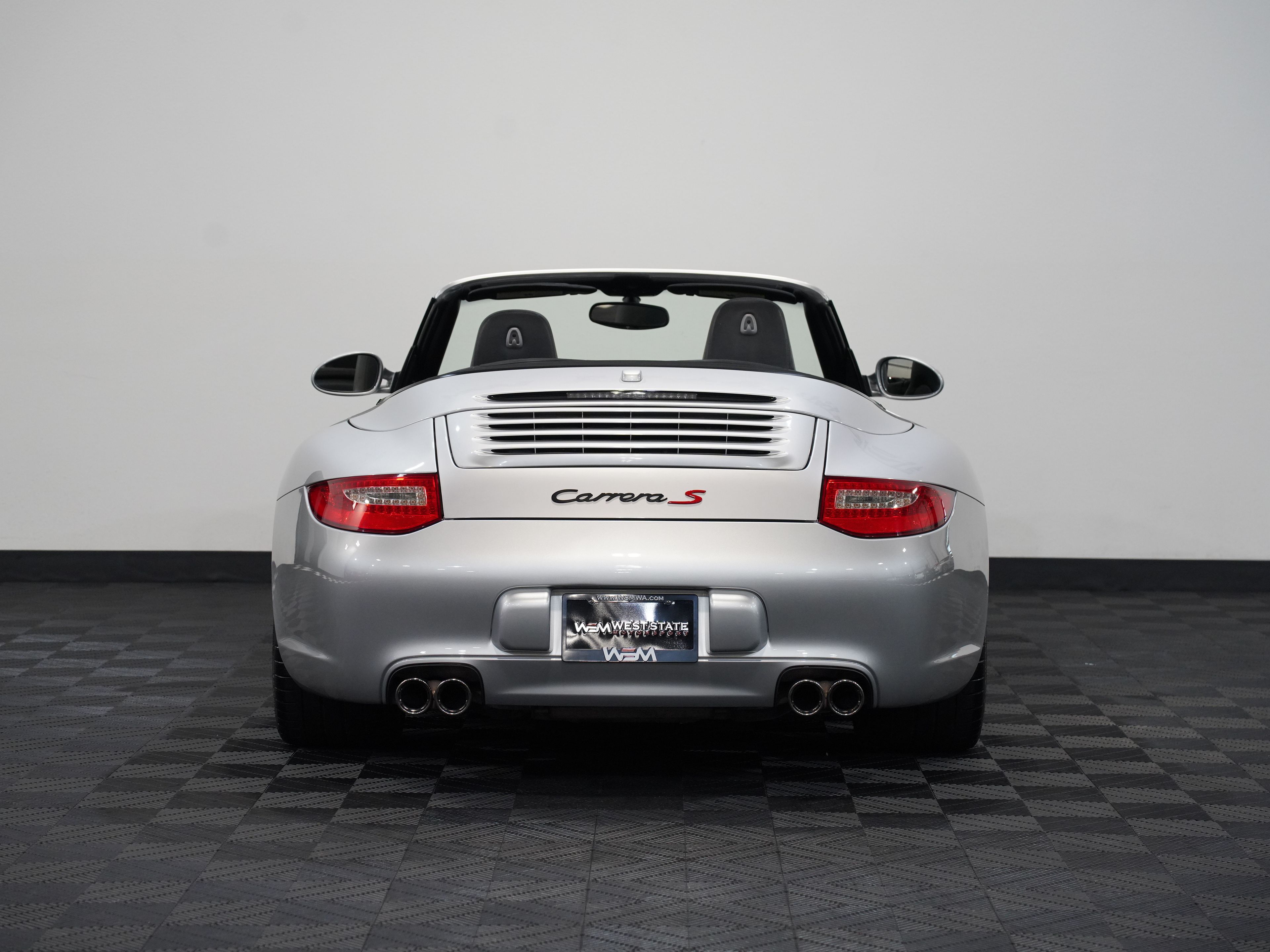 ARCTIC SILVER METALLIC, 2011 PORSCHE 911 Image 8