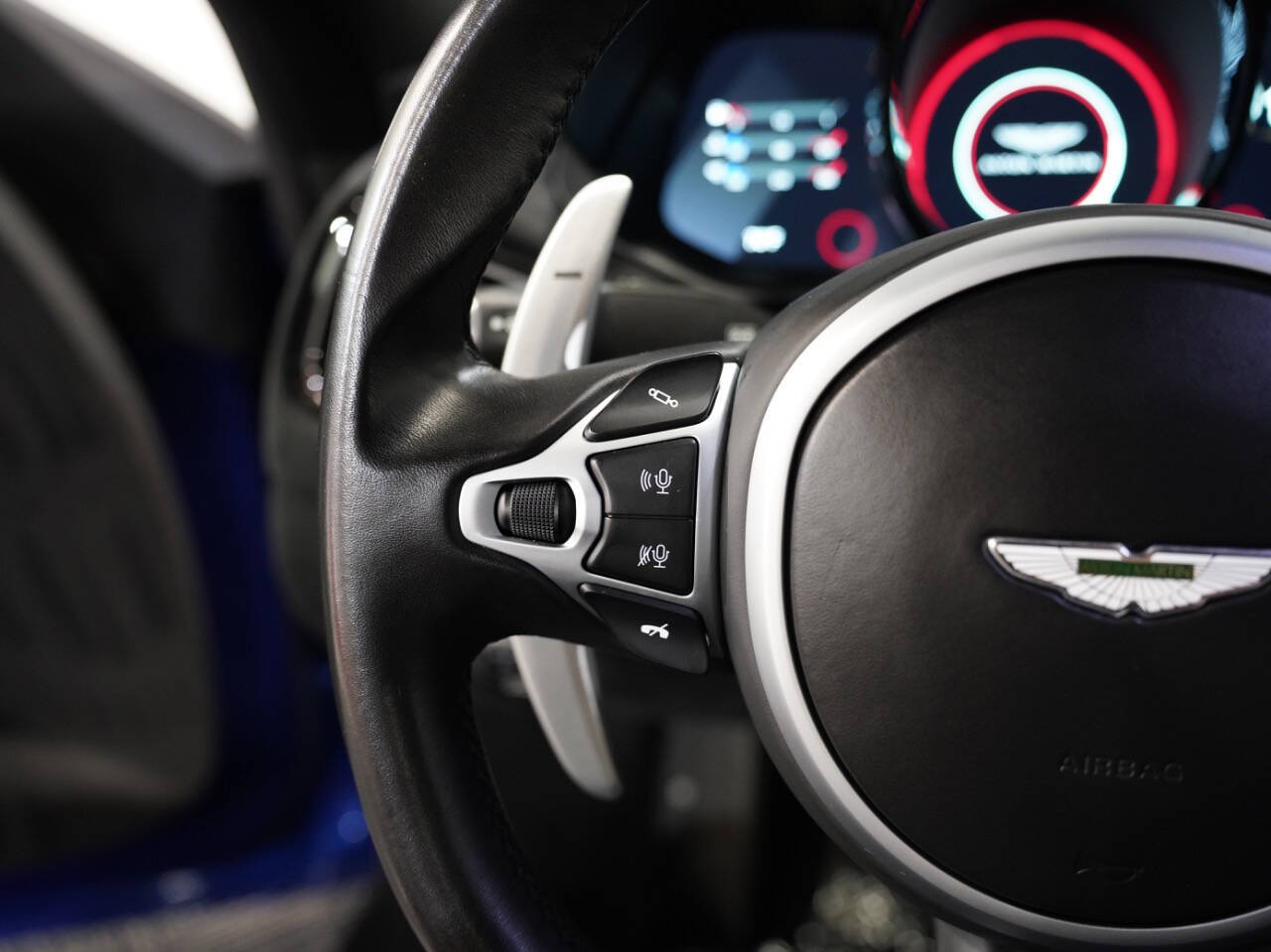 Q ZAFFRE BLUE, 2019 ASTON MARTIN VANTAGE Image 31